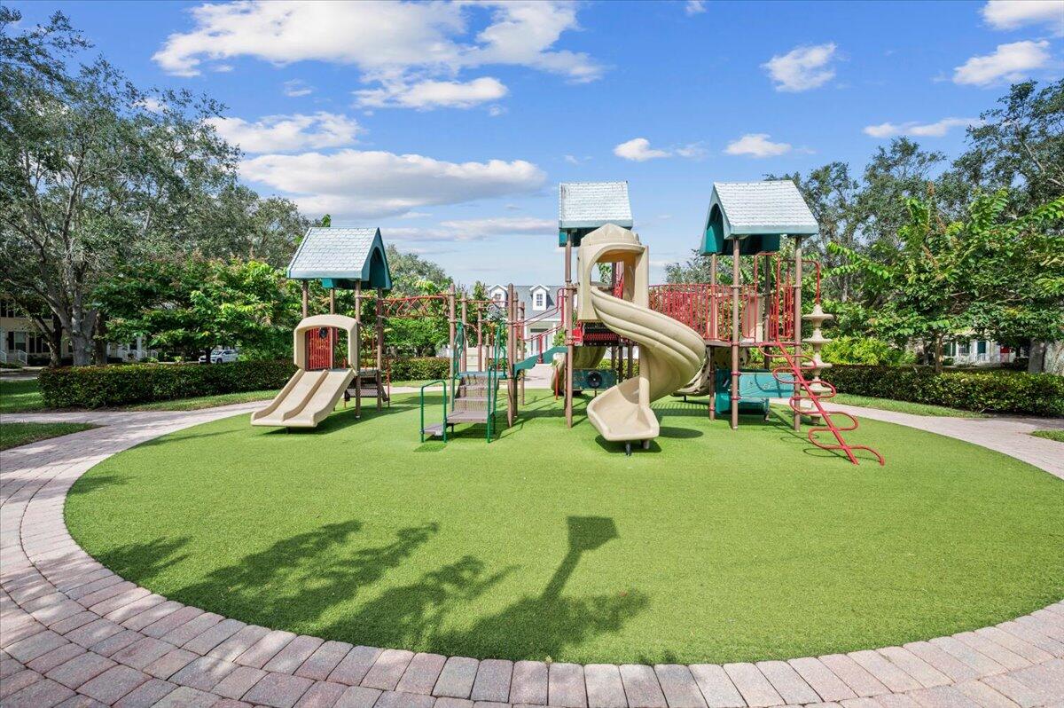 126 Barbados Jupiter, FL 33458