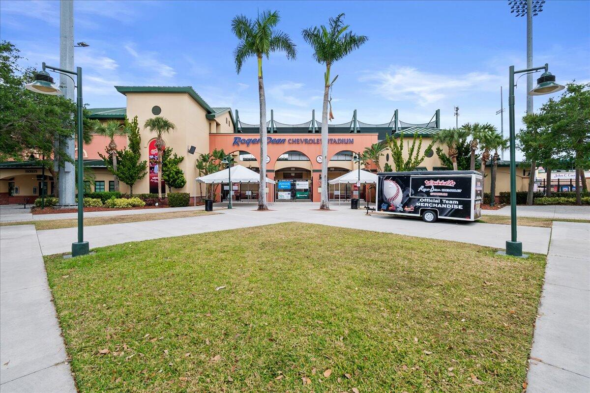 126 Barbados Jupiter, FL 33458