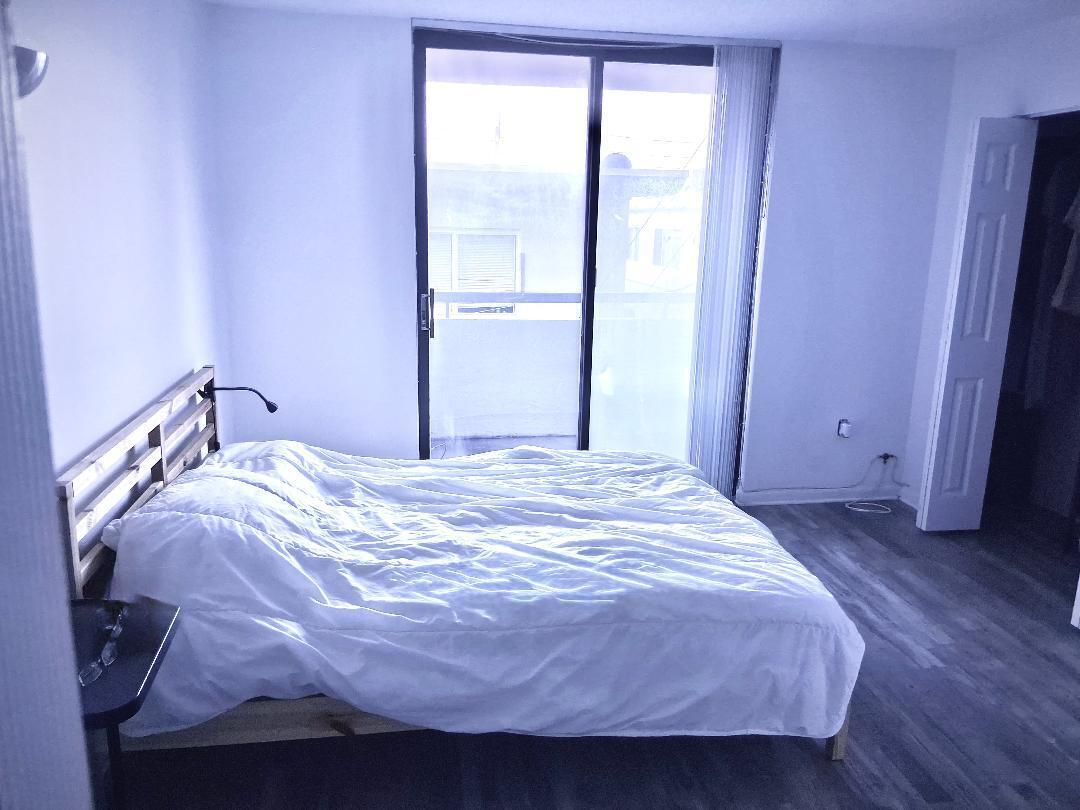 7300 Wayne #213 Miami Beach, FL 33141