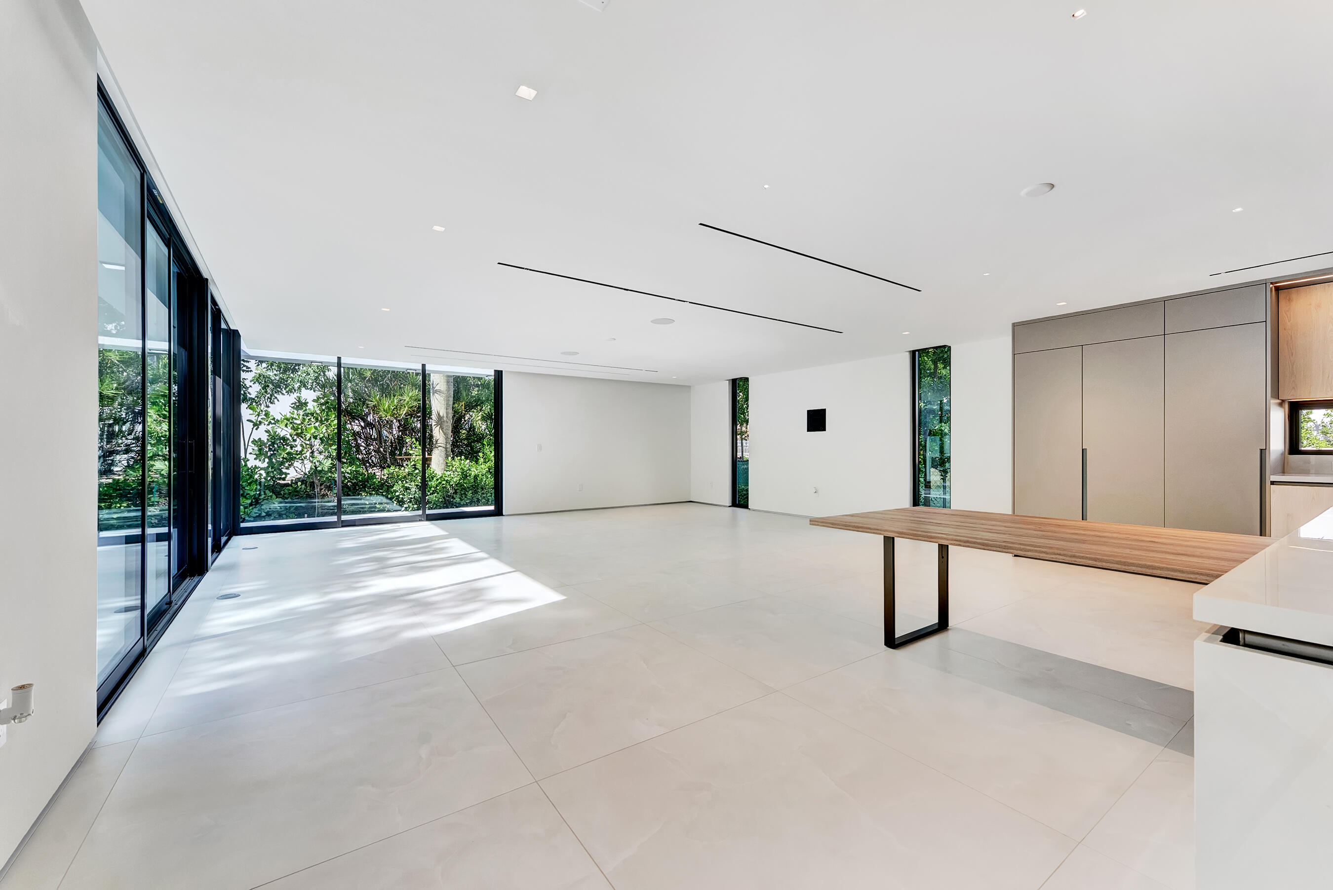 2130 S Miami Miami, FL 33129