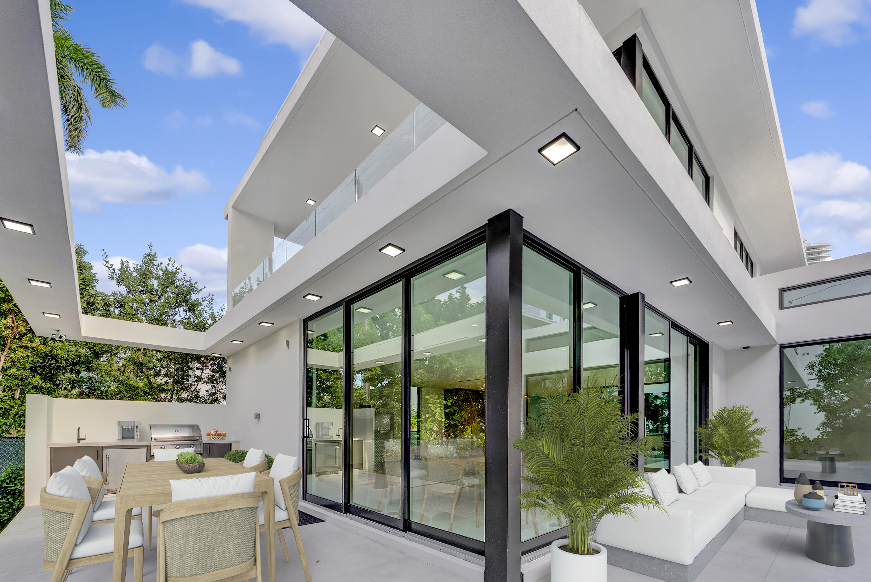 2130 S Miami Miami, FL 33129