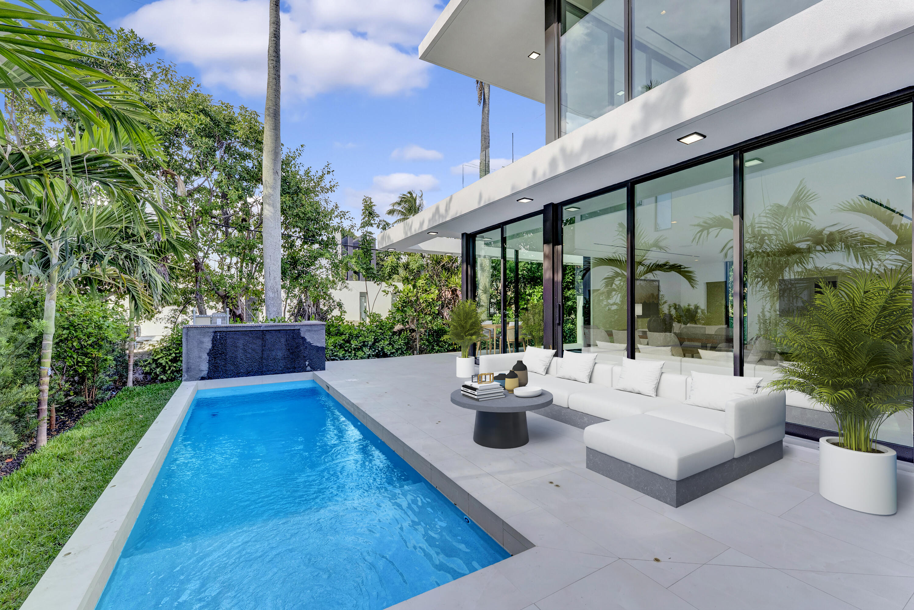 2130 S Miami Miami, FL 33129