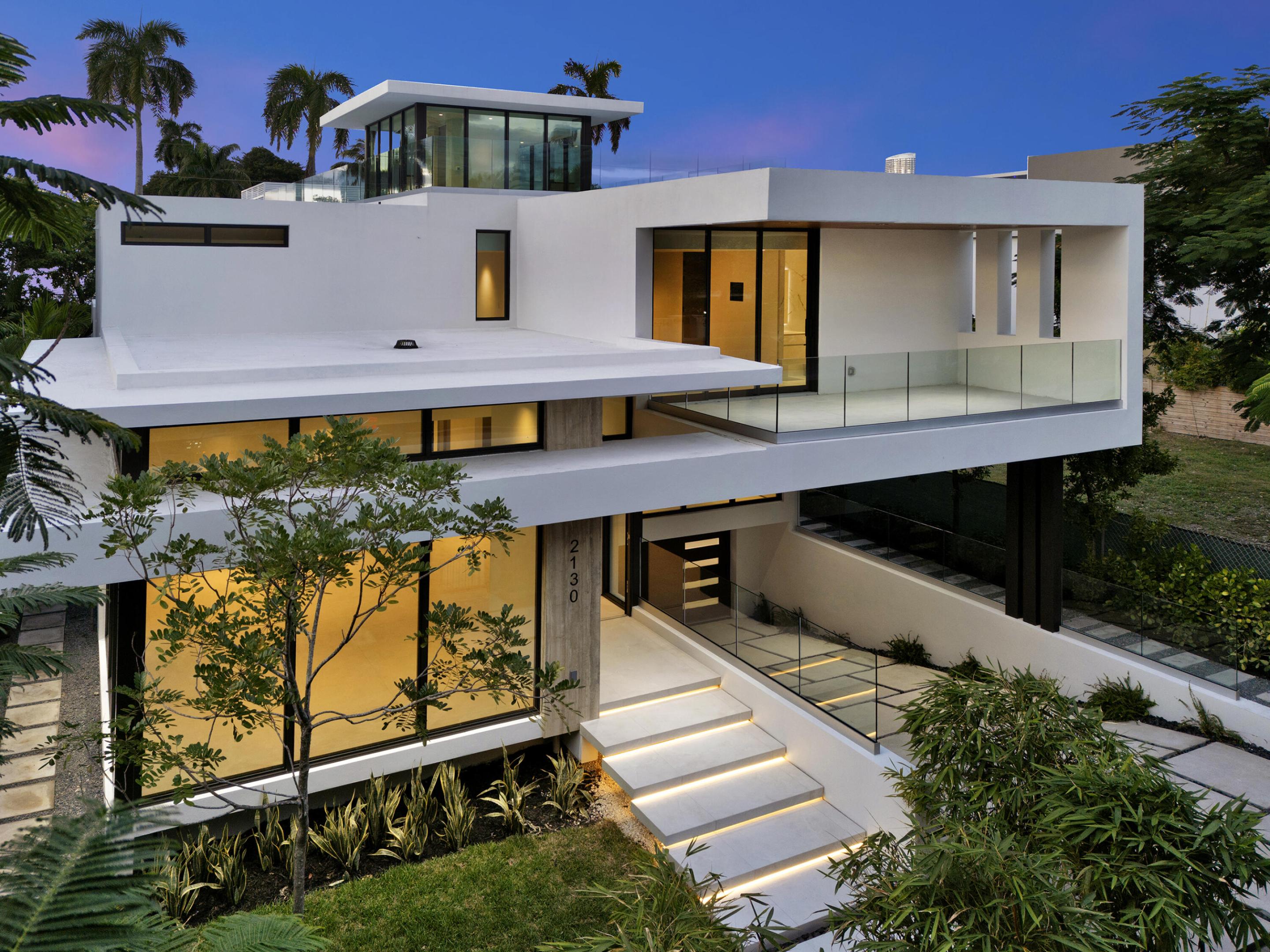 2130 S Miami Miami, FL 33129