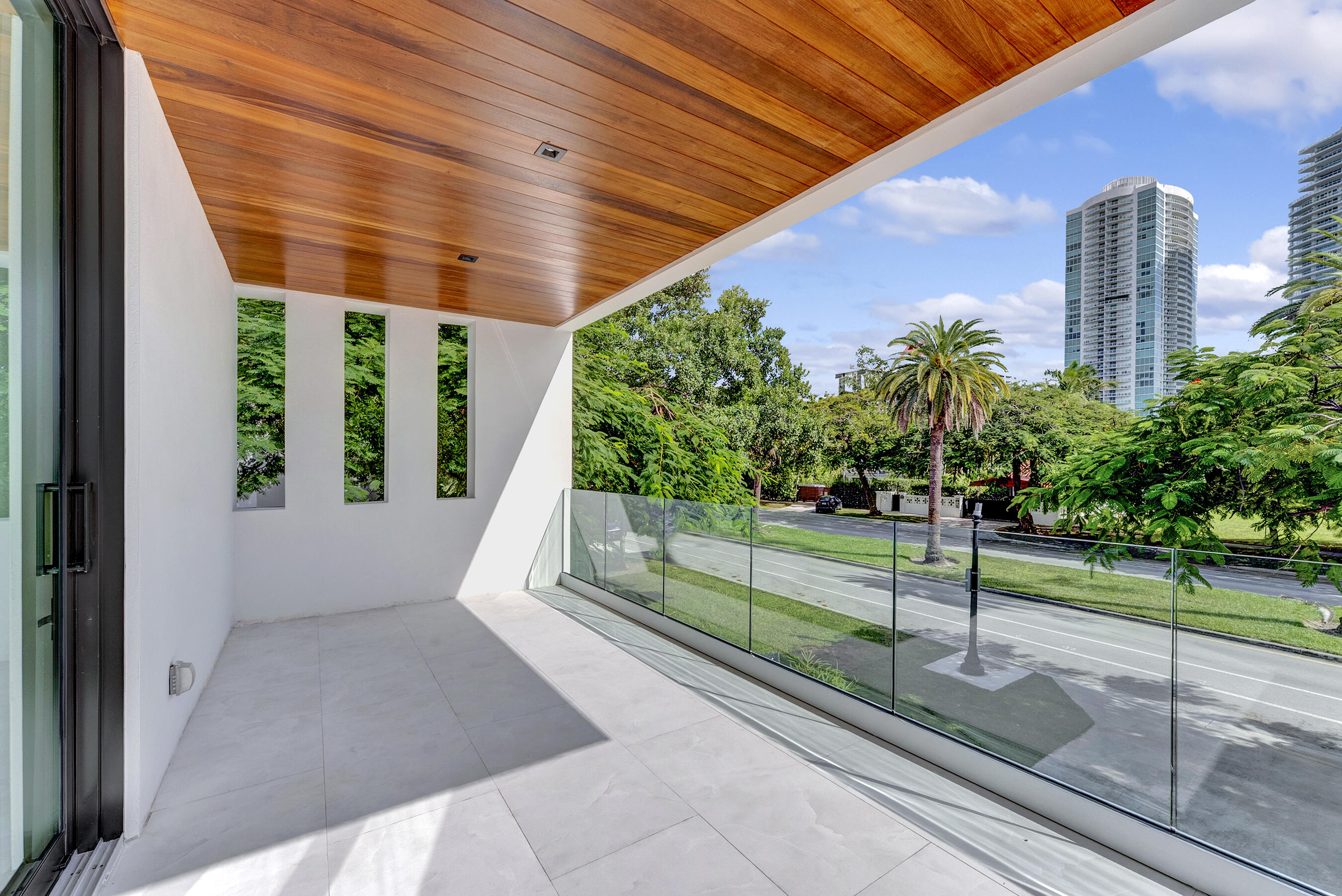 2130 S Miami Miami, FL 33129