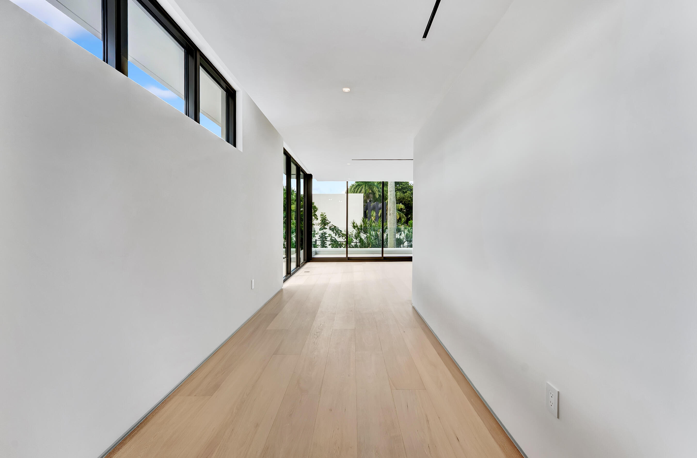 2130 S Miami Miami, FL 33129