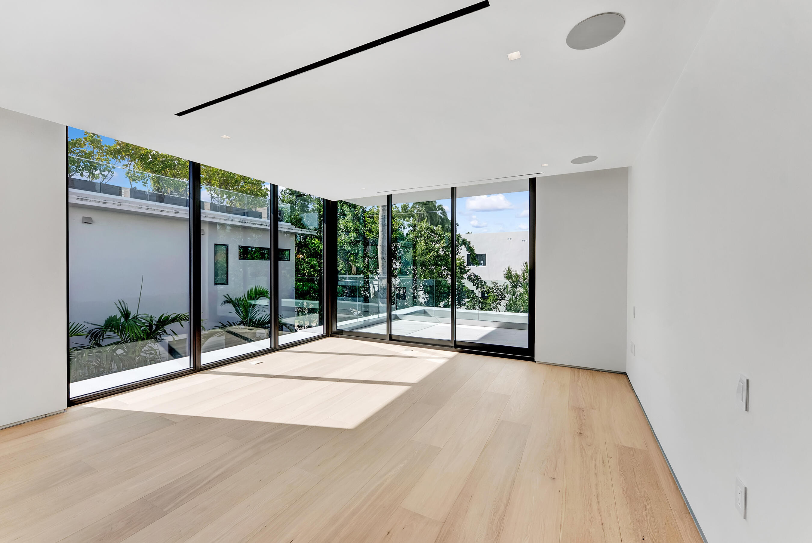 2130 S Miami Miami, FL 33129