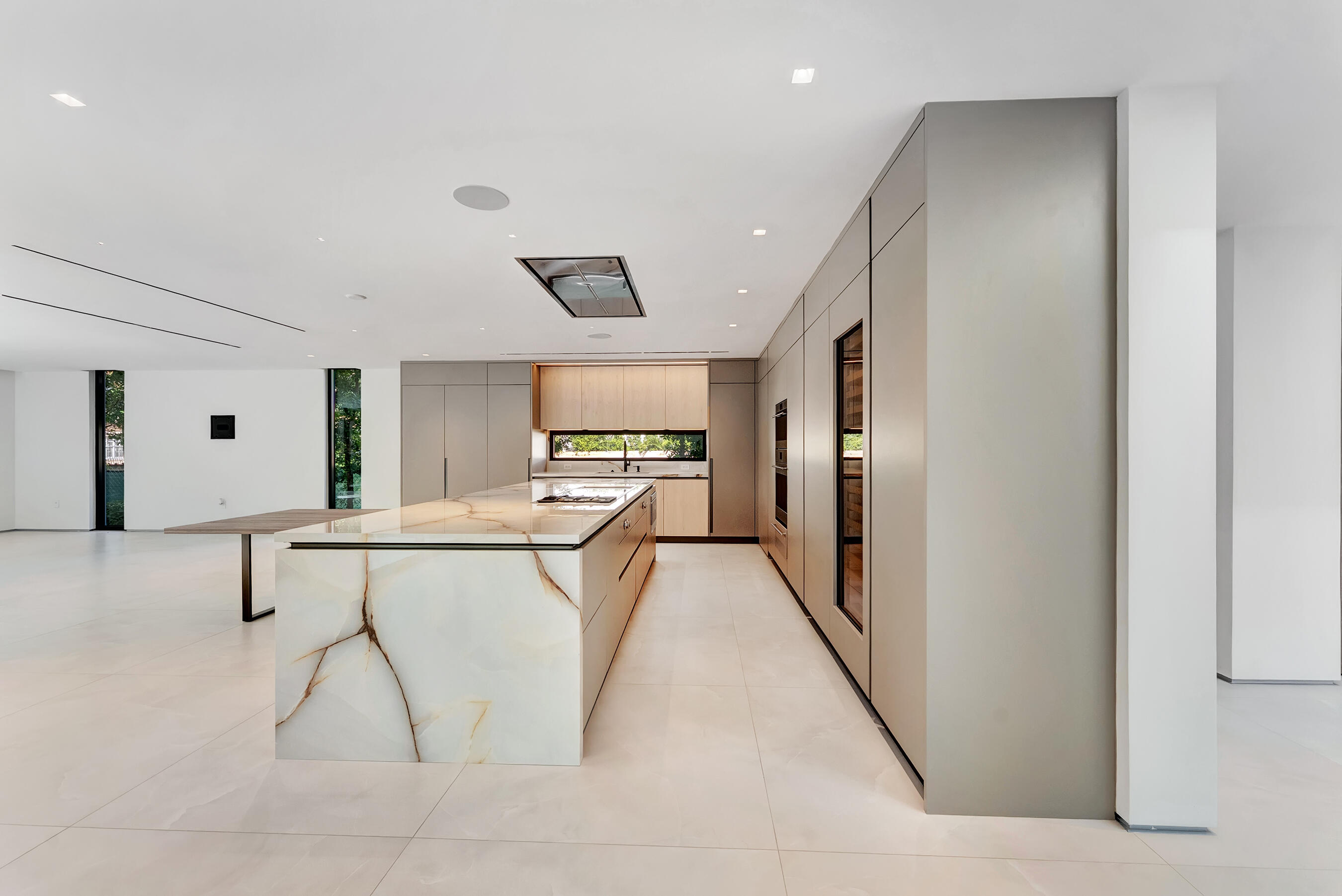 2130 S Miami Miami, FL 33129