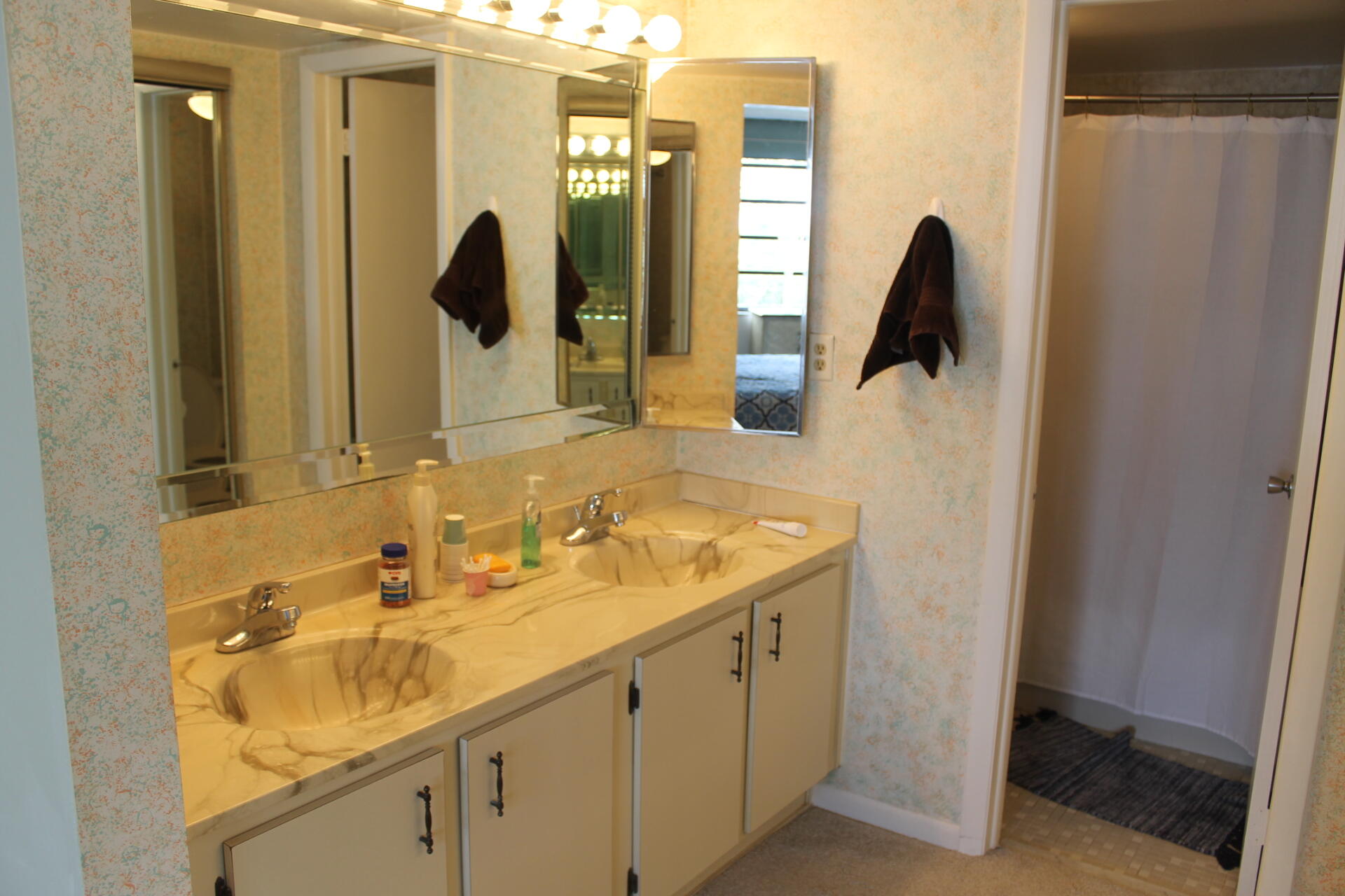 1100 Colony Pt Cir #314 Pembroke Pines, FL 33026