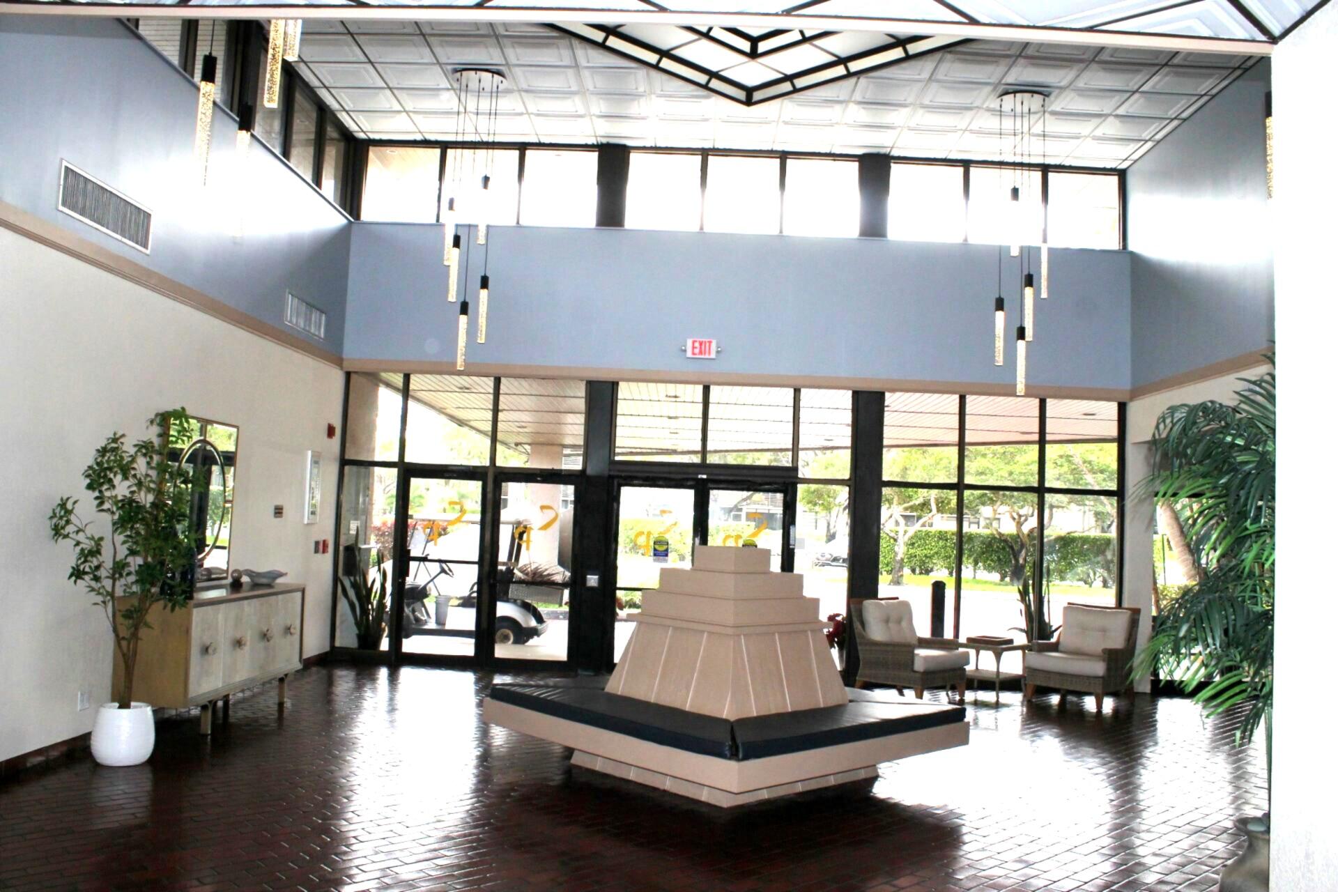 1100 Colony Pt Cir #314 Pembroke Pines, FL 33026