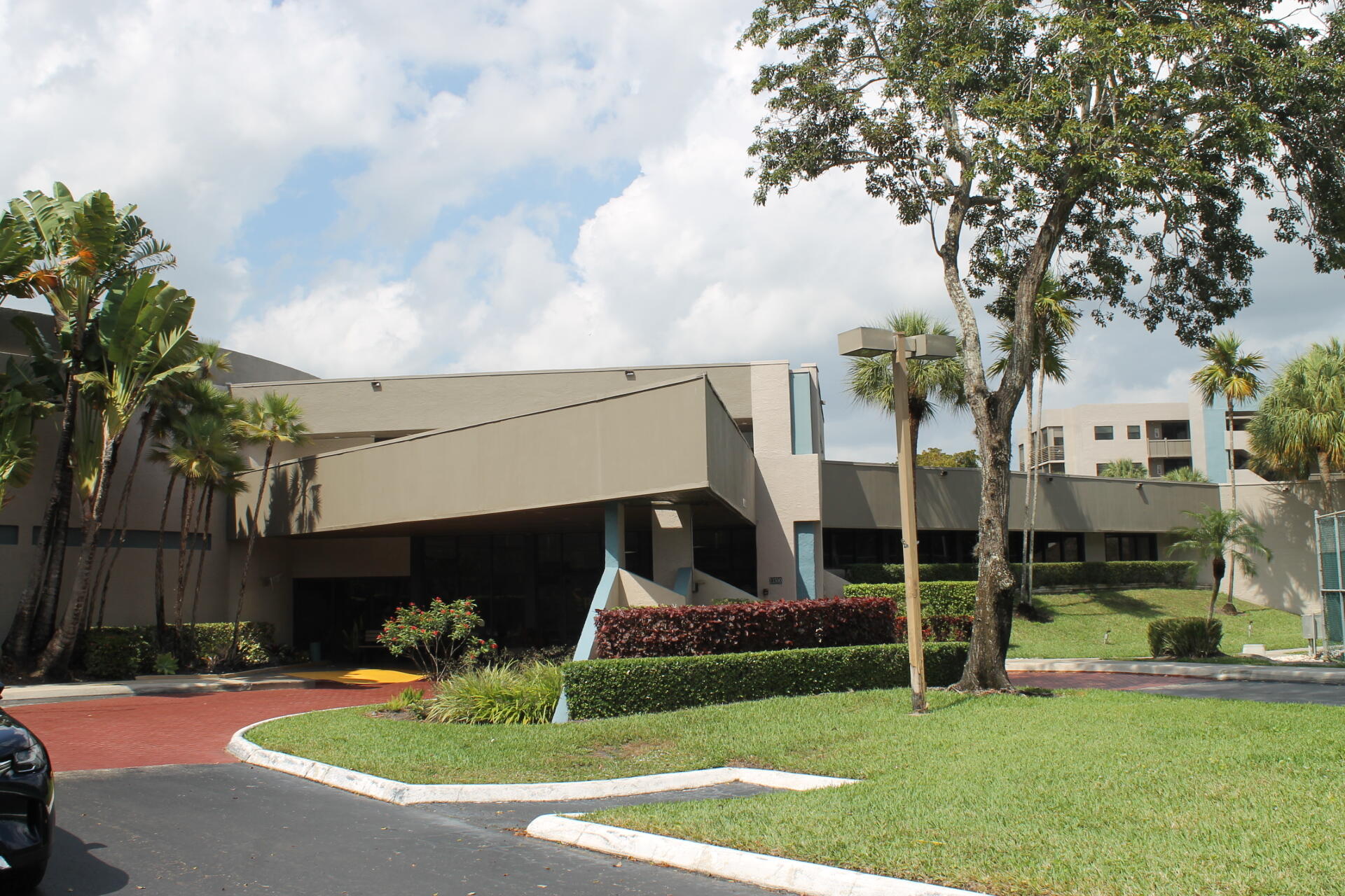 1100 Colony Pt Cir #314 Pembroke Pines, FL 33026