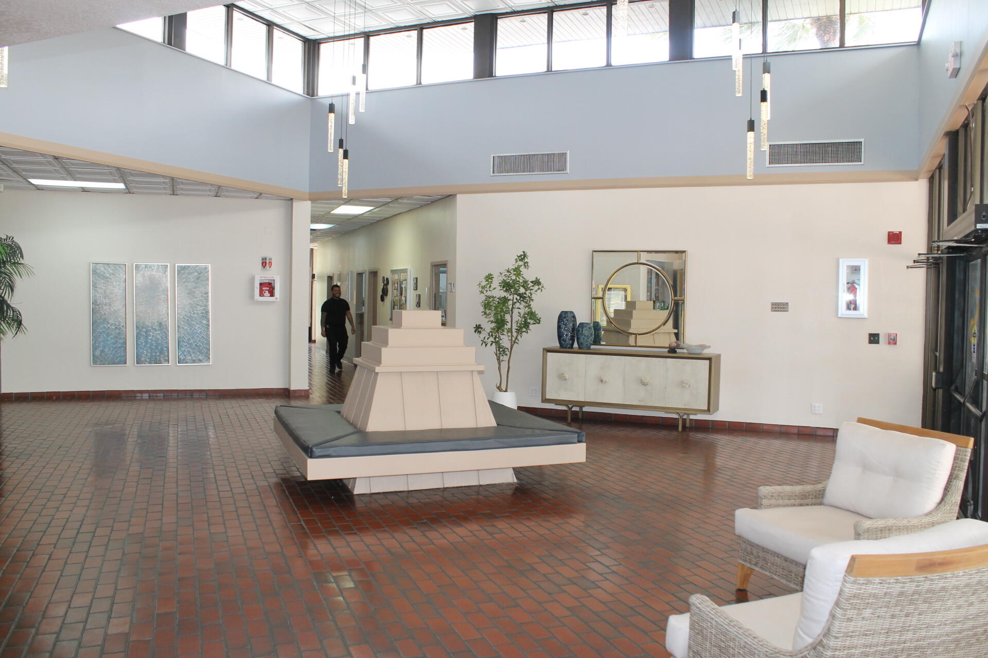 1100 Colony Pt Cir #314 Pembroke Pines, FL 33026