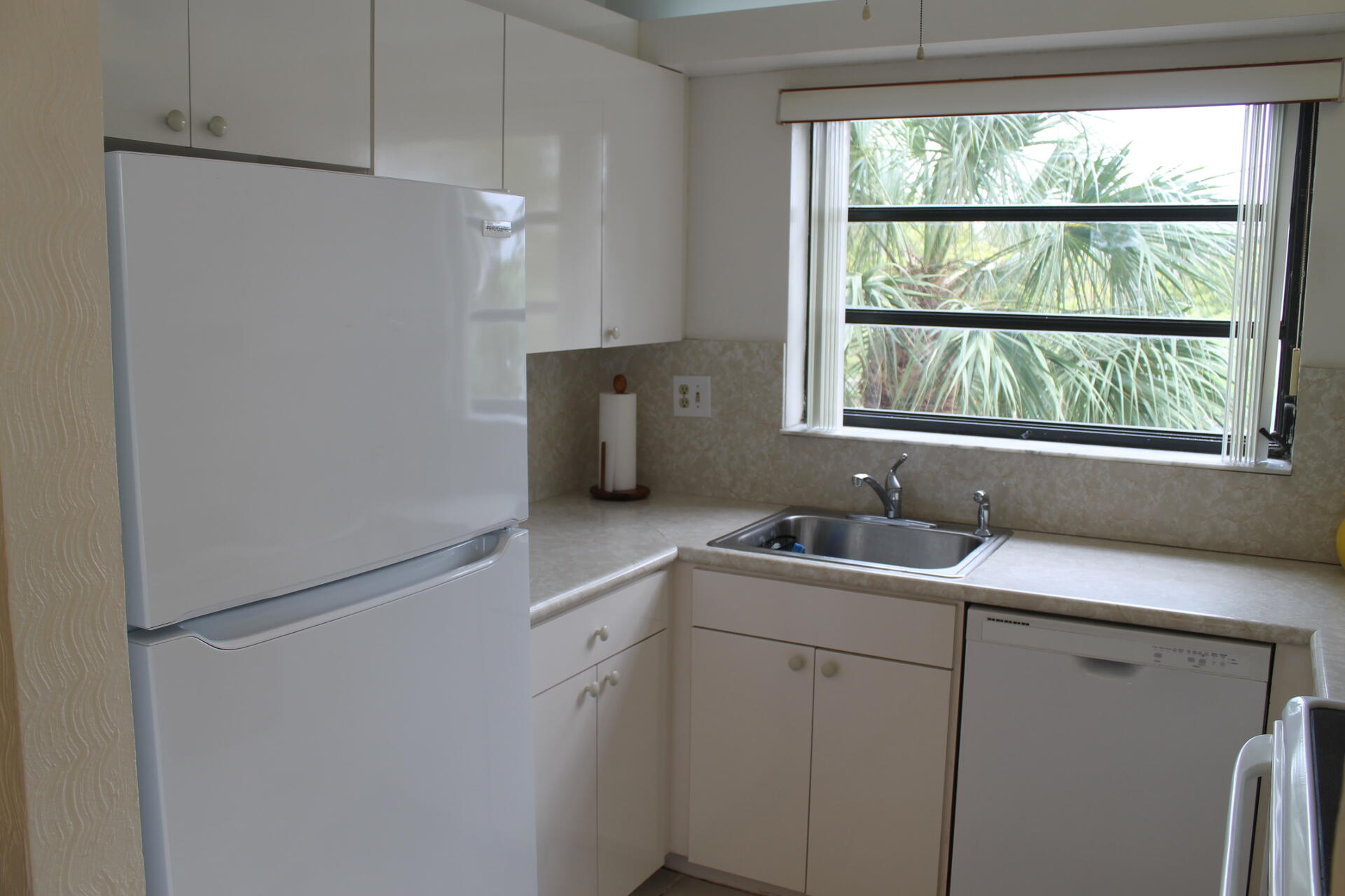 1100 Colony Pt Cir #314 Pembroke Pines, FL 33026