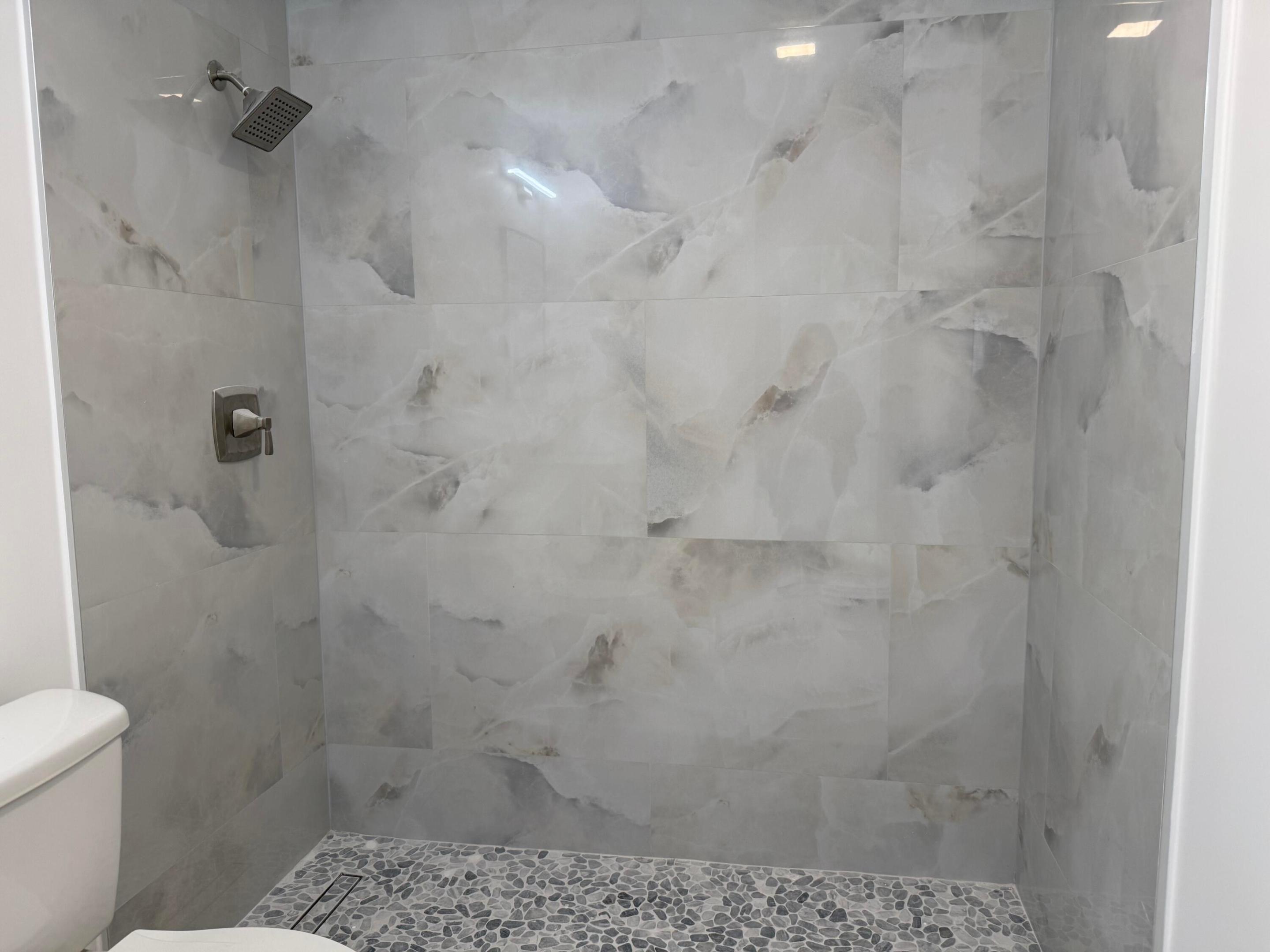 2161 NE 68th #Unit 303 Fort Lauderdale, FL 33308