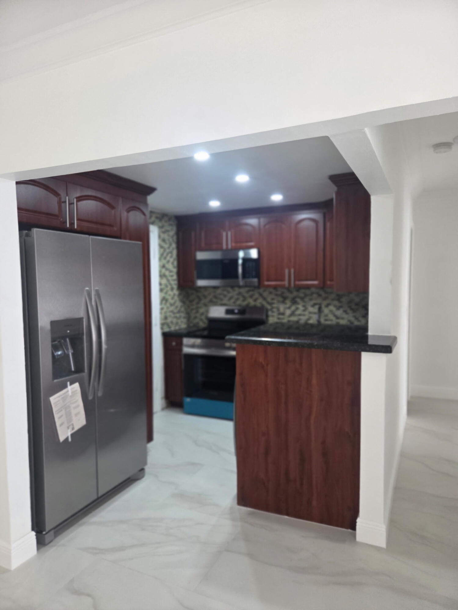 2161 NE 68th #Unit 303 Fort Lauderdale, FL 33308