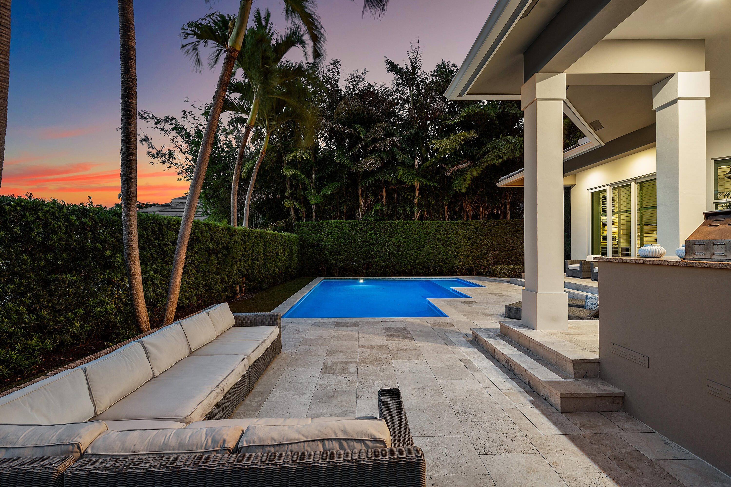 33 Spanish Riv Ocean Ridge, FL 33435