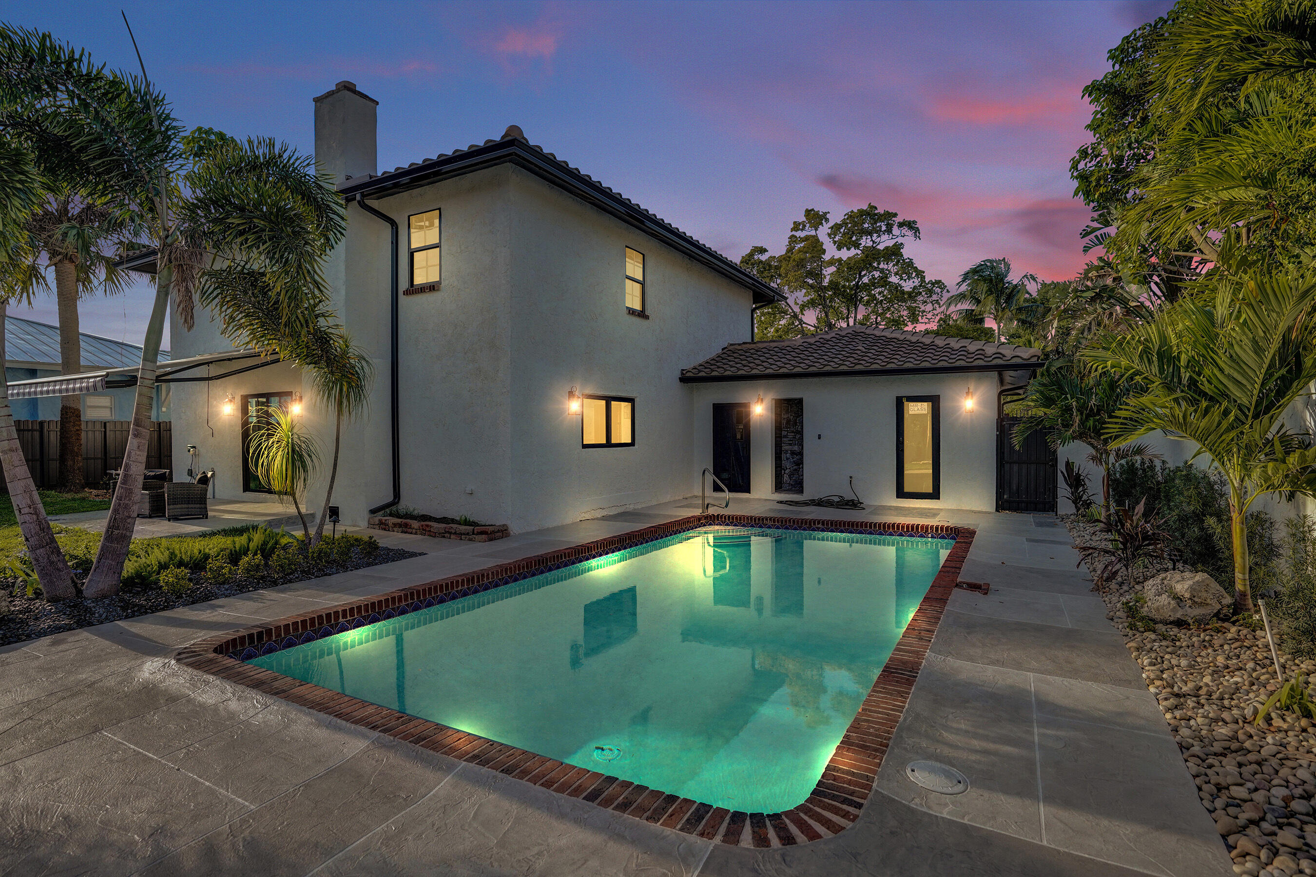 308 Greymon West Palm Beach, FL 33405