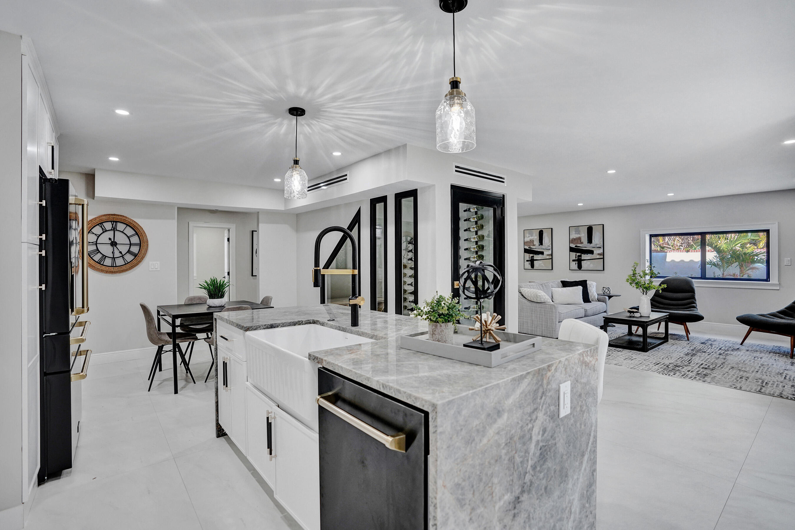 308 Greymon West Palm Beach, FL 33405