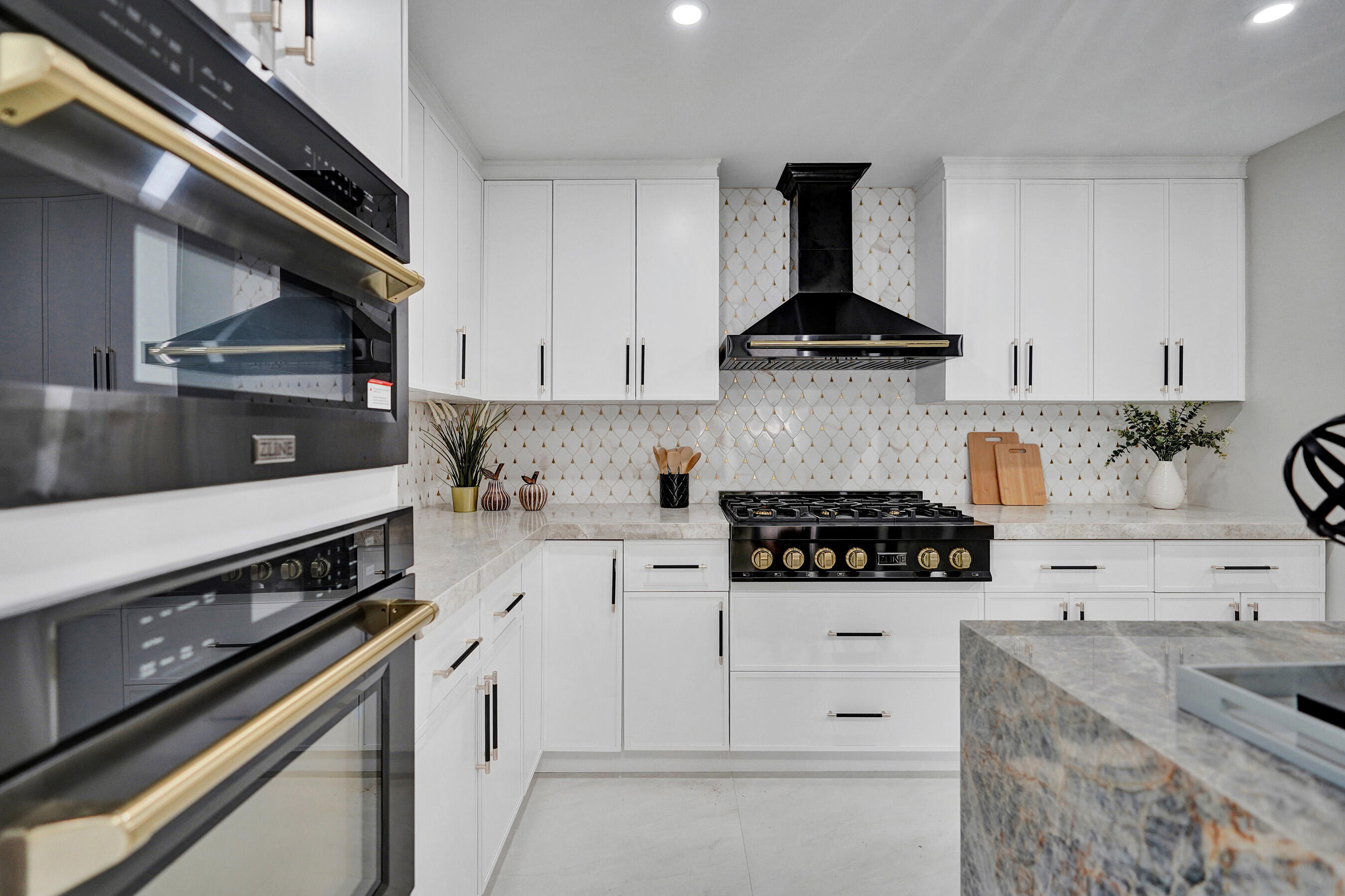 308 Greymon West Palm Beach, FL 33405