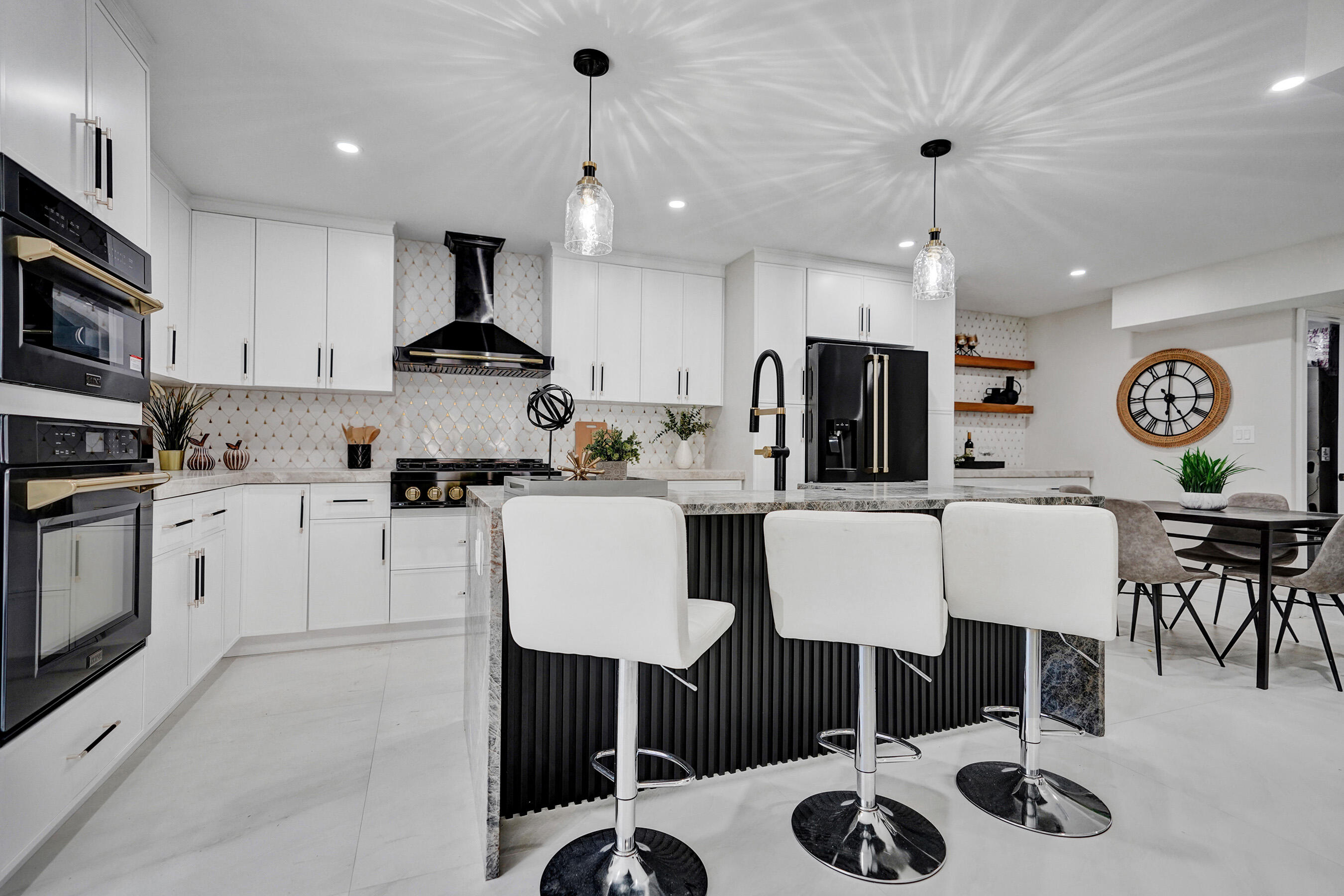 308 Greymon West Palm Beach, FL 33405