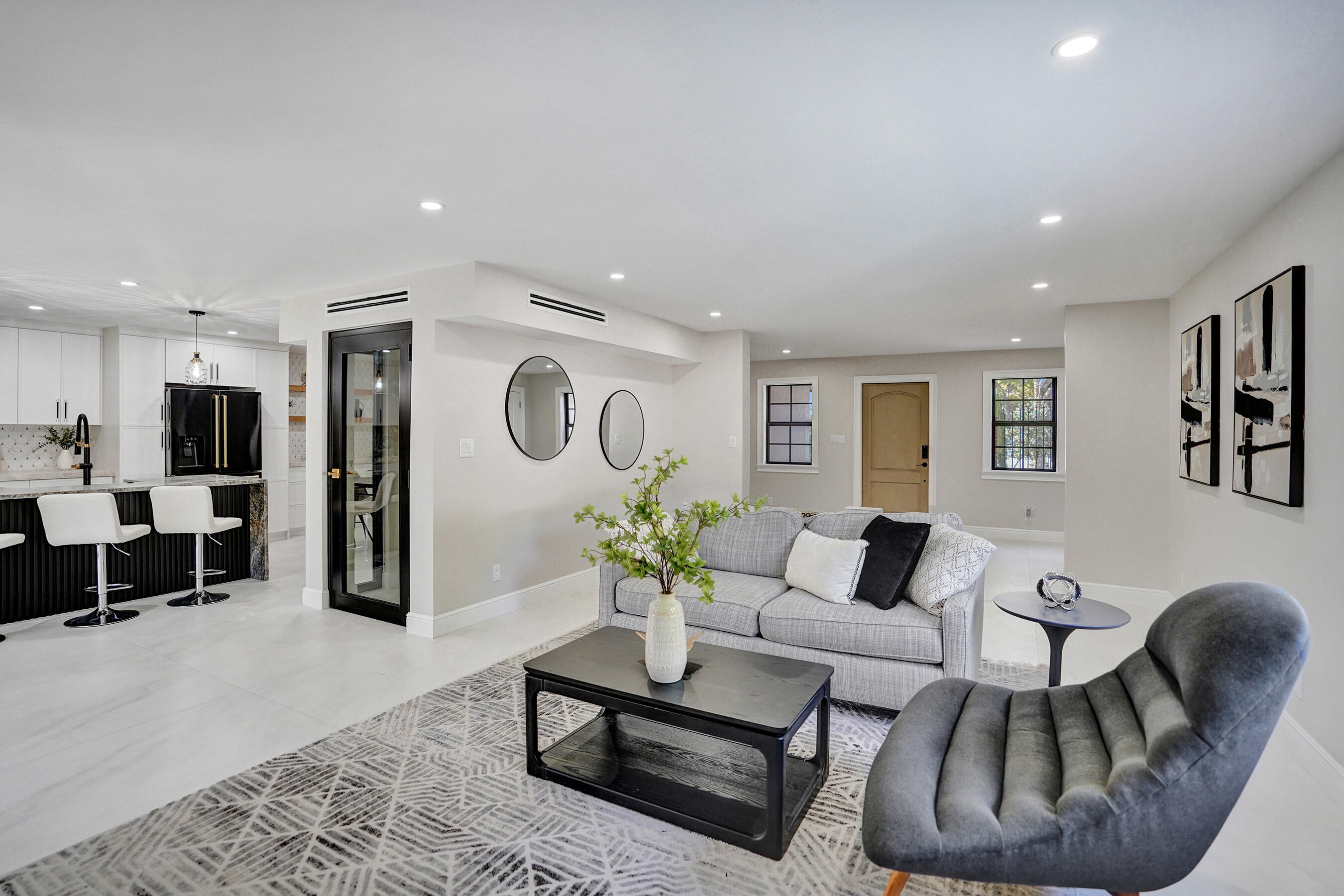 308 Greymon West Palm Beach, FL 33405