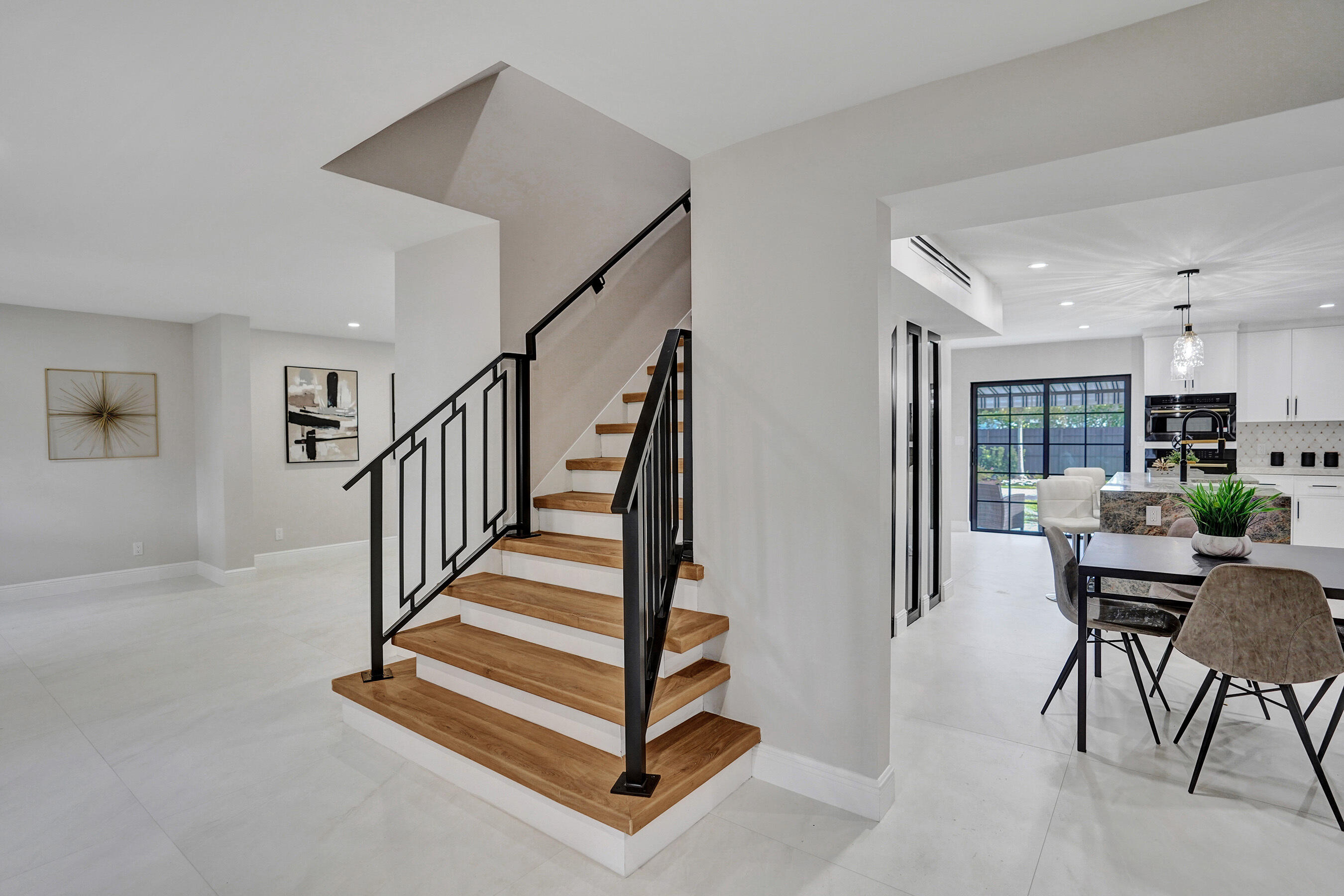 308 Greymon West Palm Beach, FL 33405