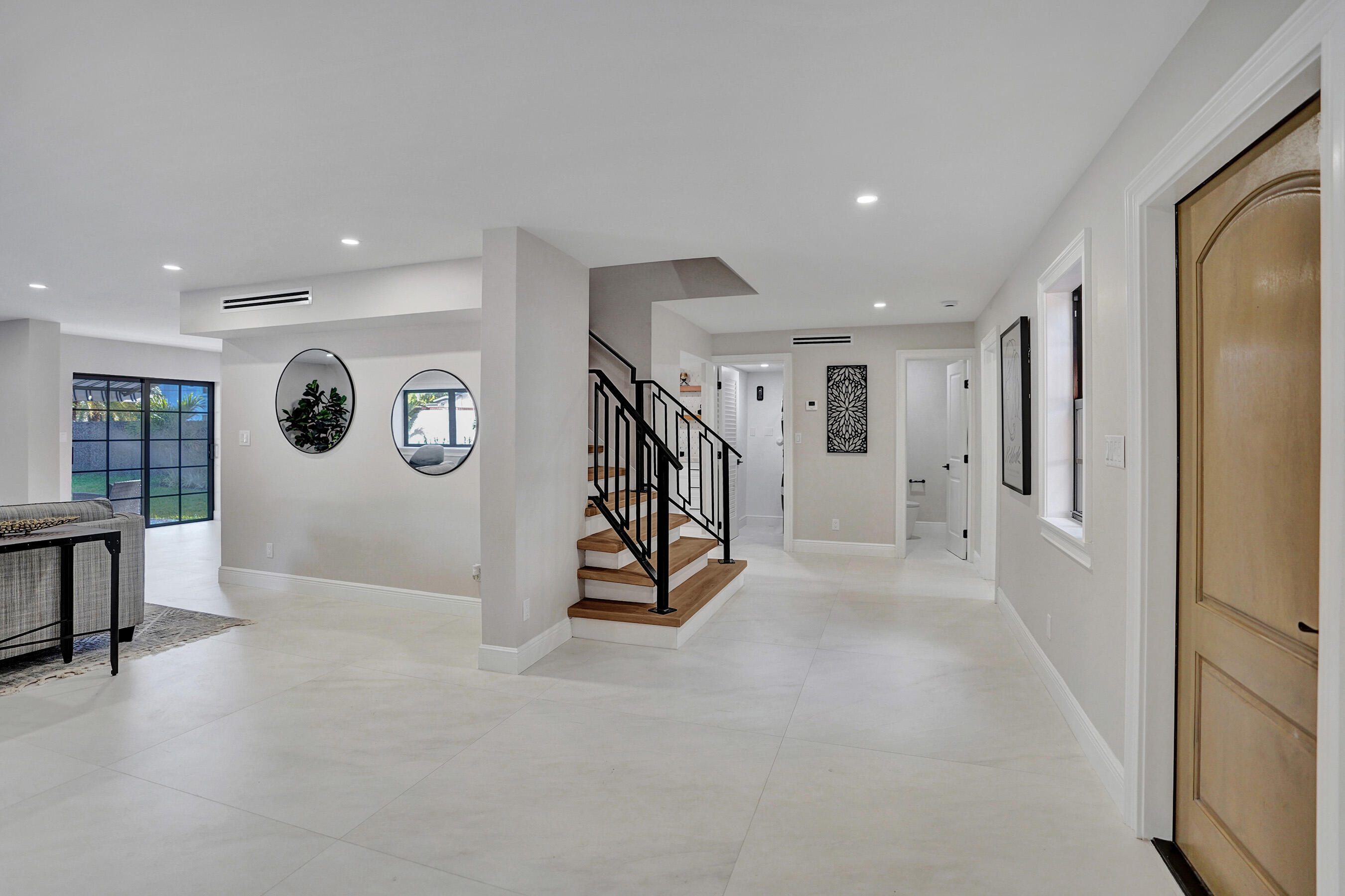 308 Greymon West Palm Beach, FL 33405