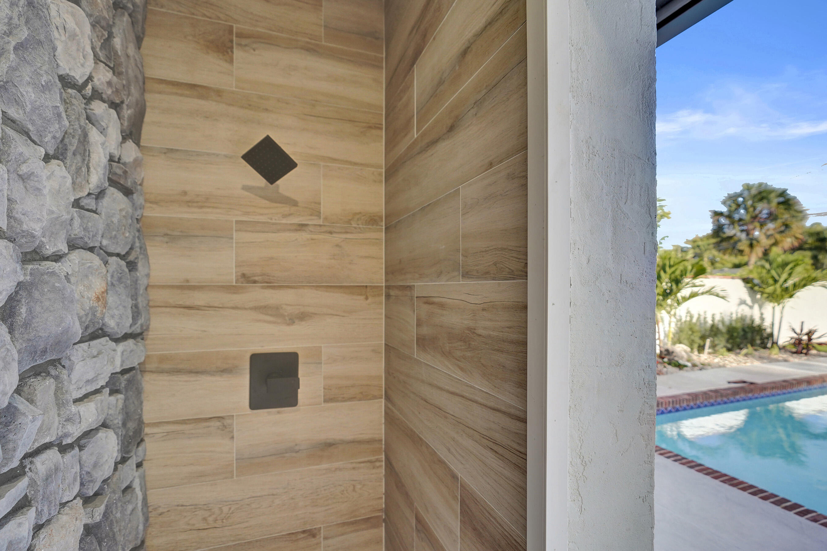 308 Greymon West Palm Beach, FL 33405