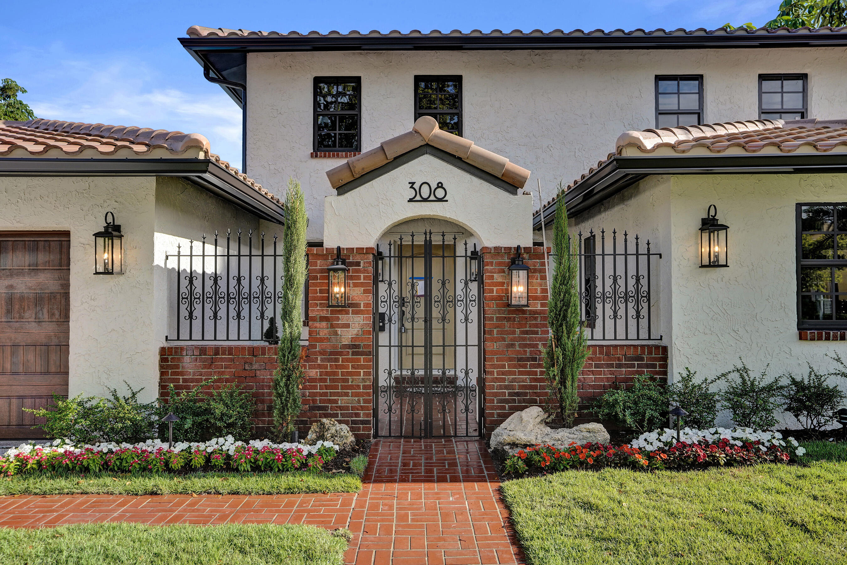 308 Greymon West Palm Beach, FL 33405