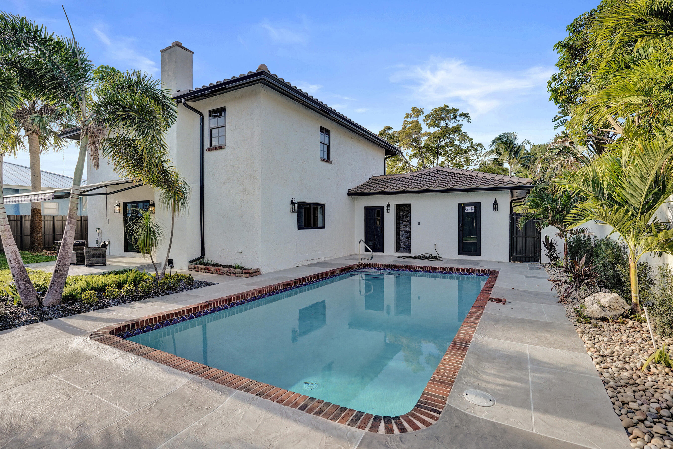 308 Greymon West Palm Beach, FL 33405