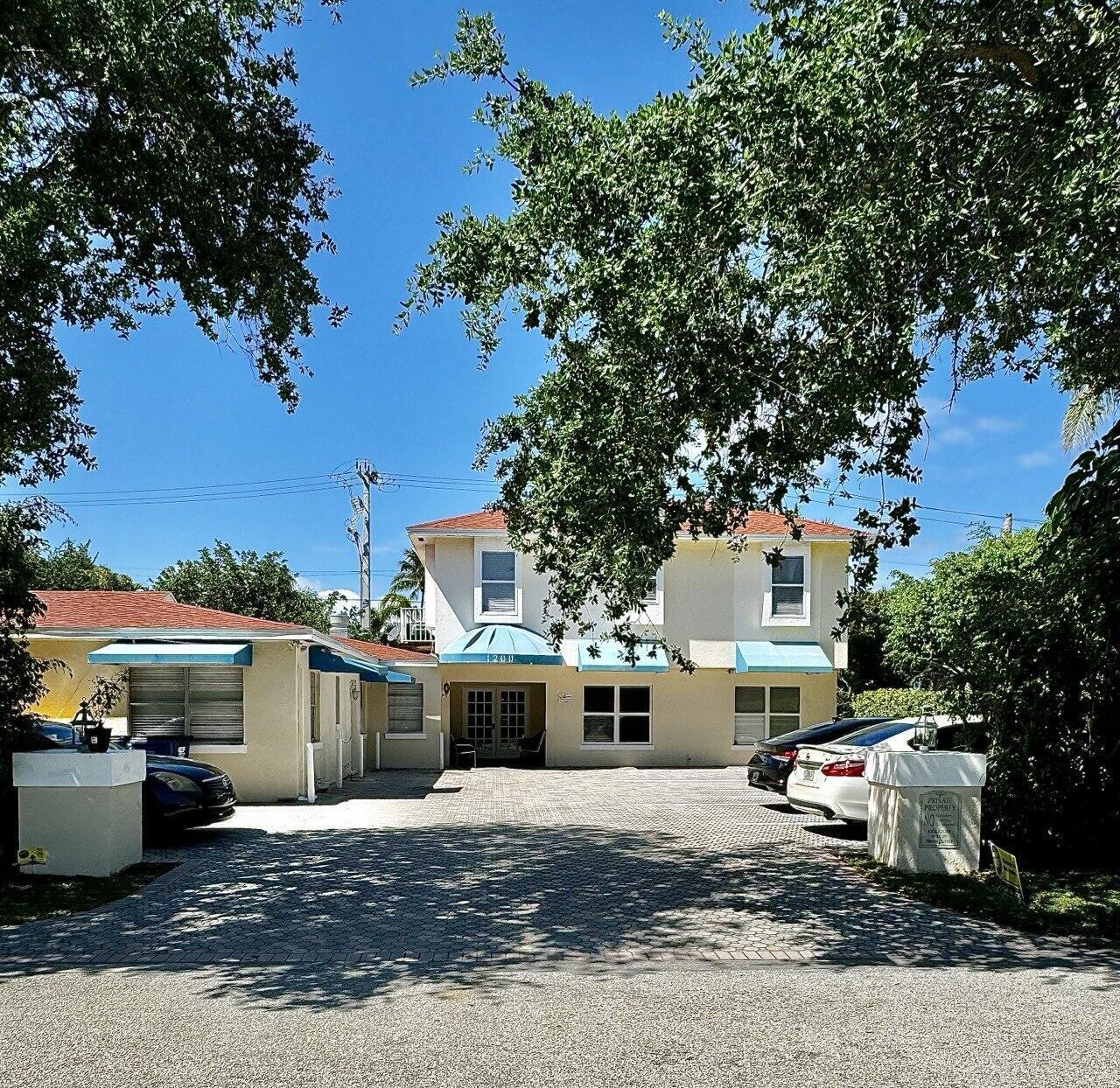 1200 Surf West Palm Beach, FL 33404