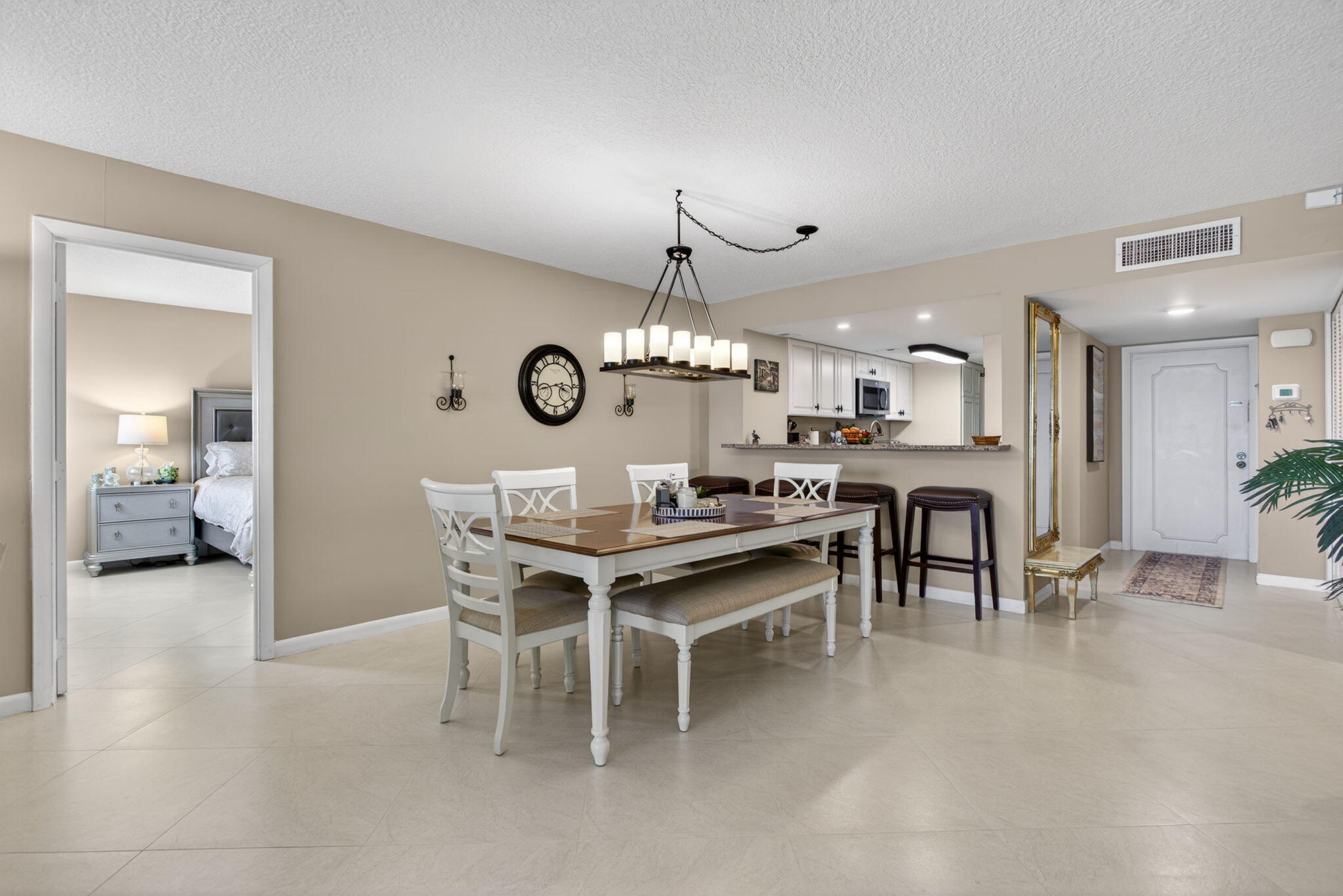 1012 N Ocean #408 Pompano Beach, FL 33062