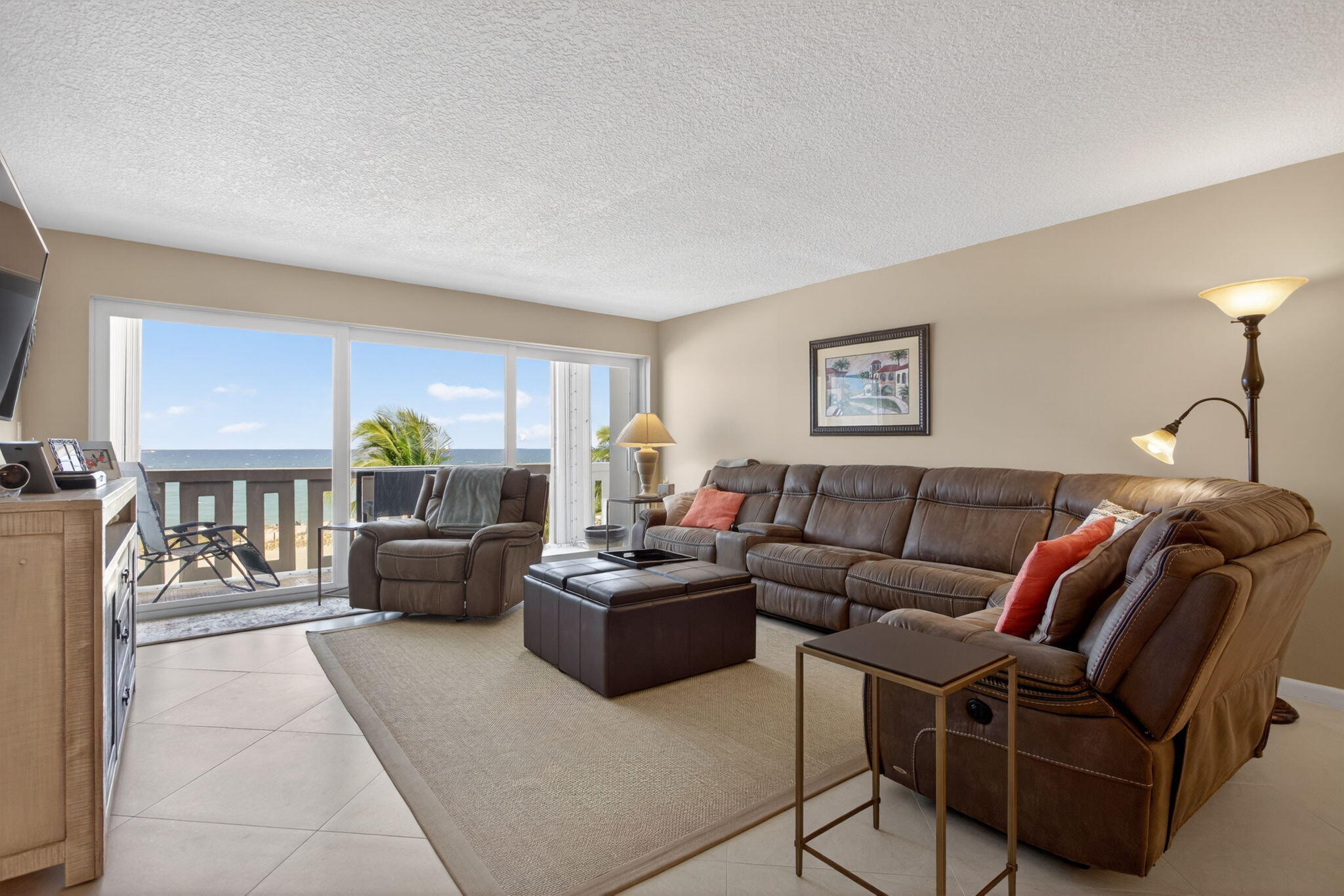 1012 N Ocean #408 Pompano Beach, FL 33062