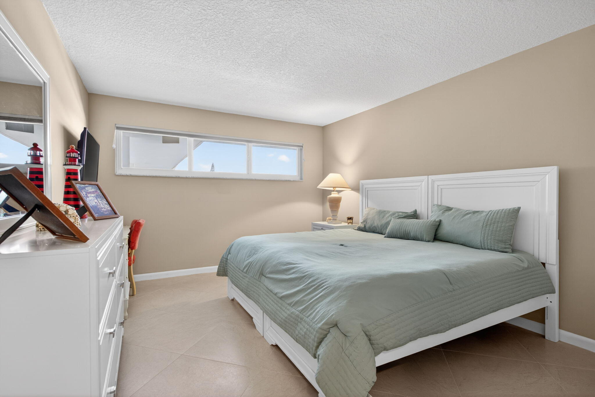 1012 N Ocean #408 Pompano Beach, FL 33062