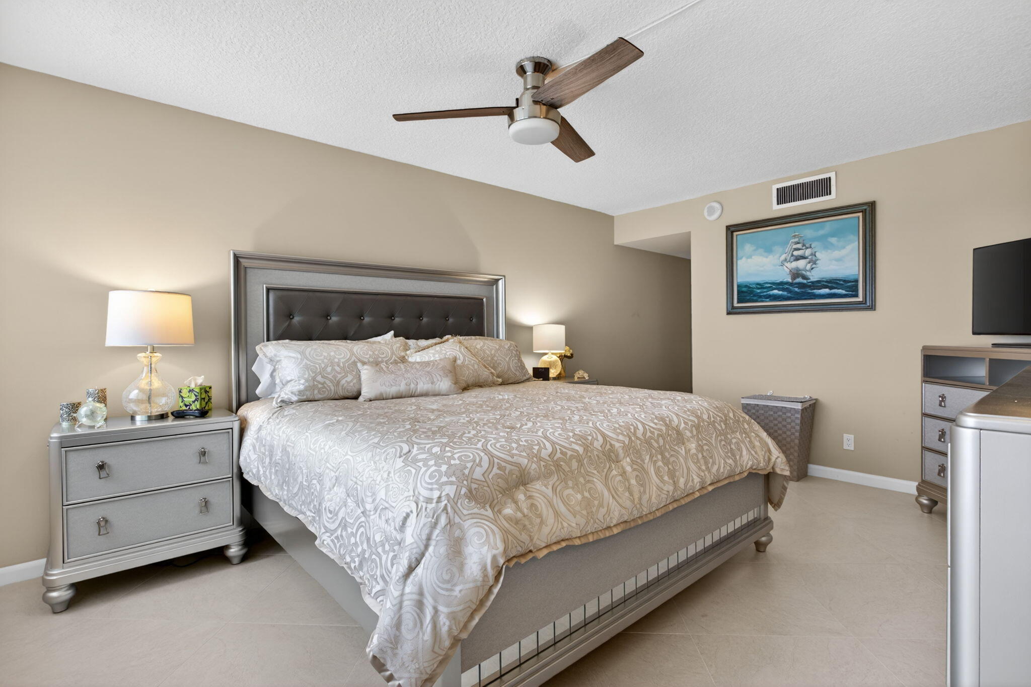 1012 N Ocean #408 Pompano Beach, FL 33062