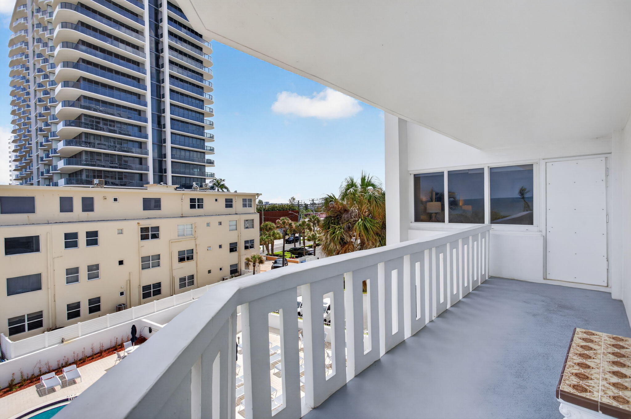 1012 N Ocean #408 Pompano Beach, FL 33062