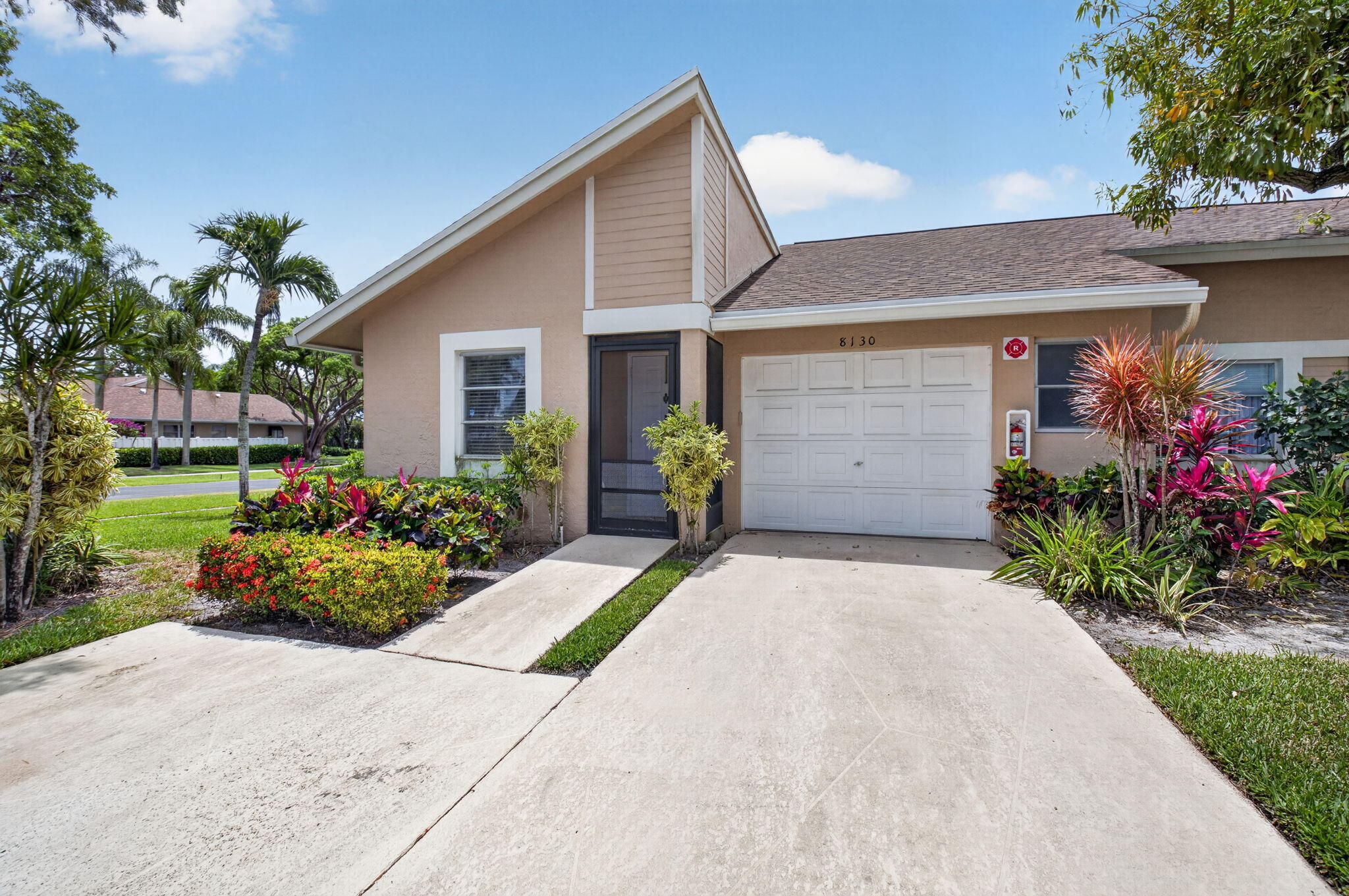 8130 Springtree #A