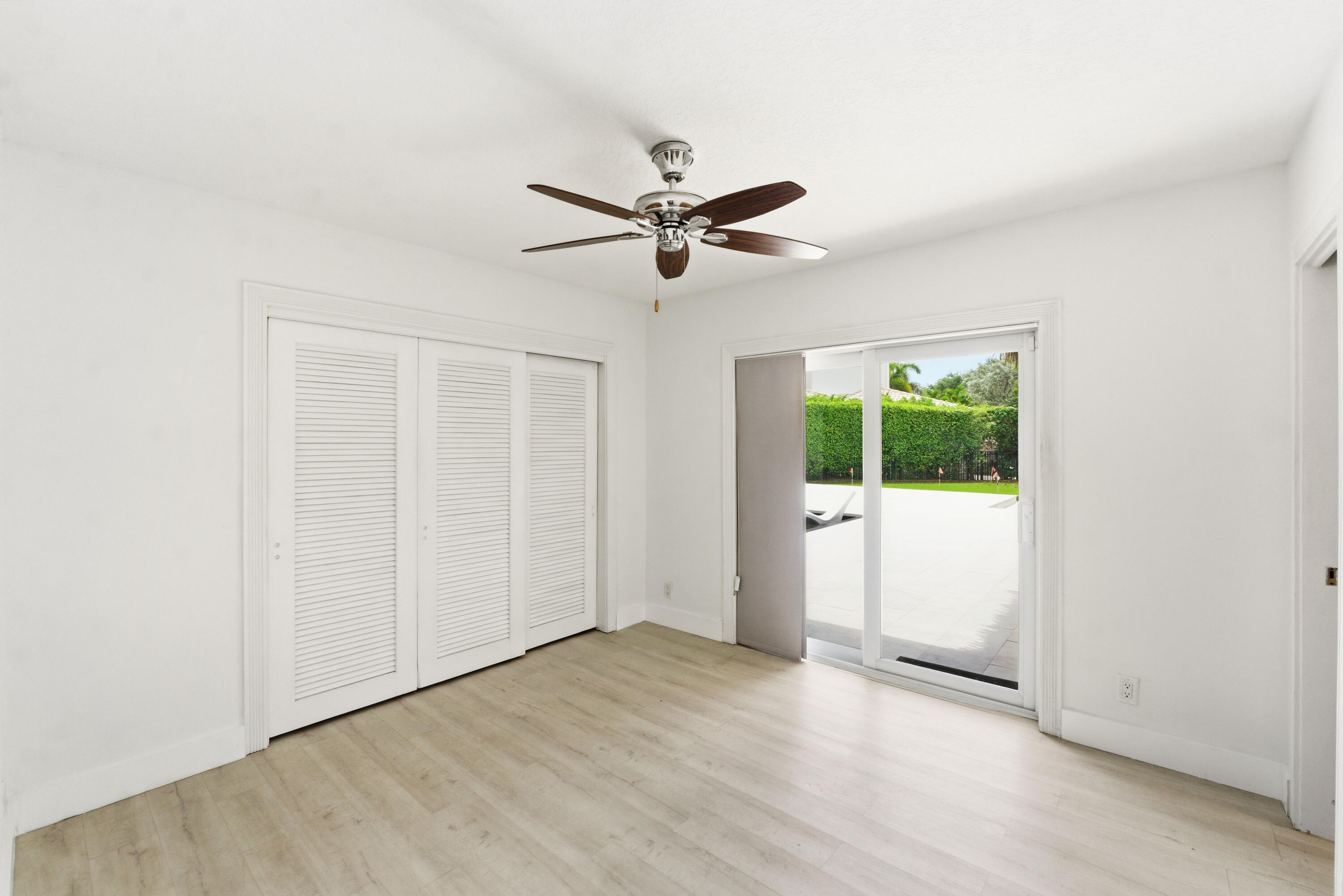 5900 Bayview Fort Lauderdale, FL 33308