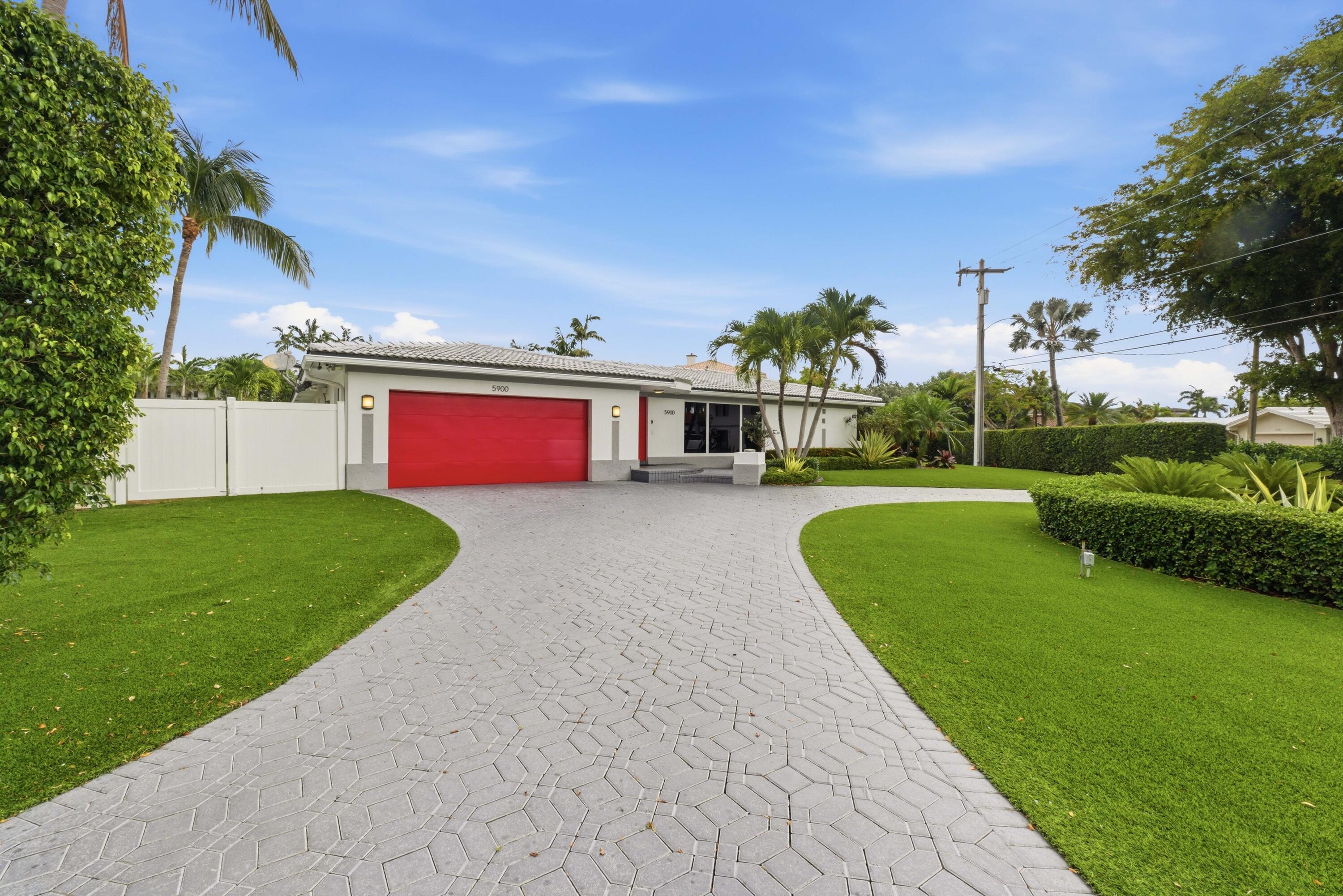5900 Bayview Fort Lauderdale, FL 33308