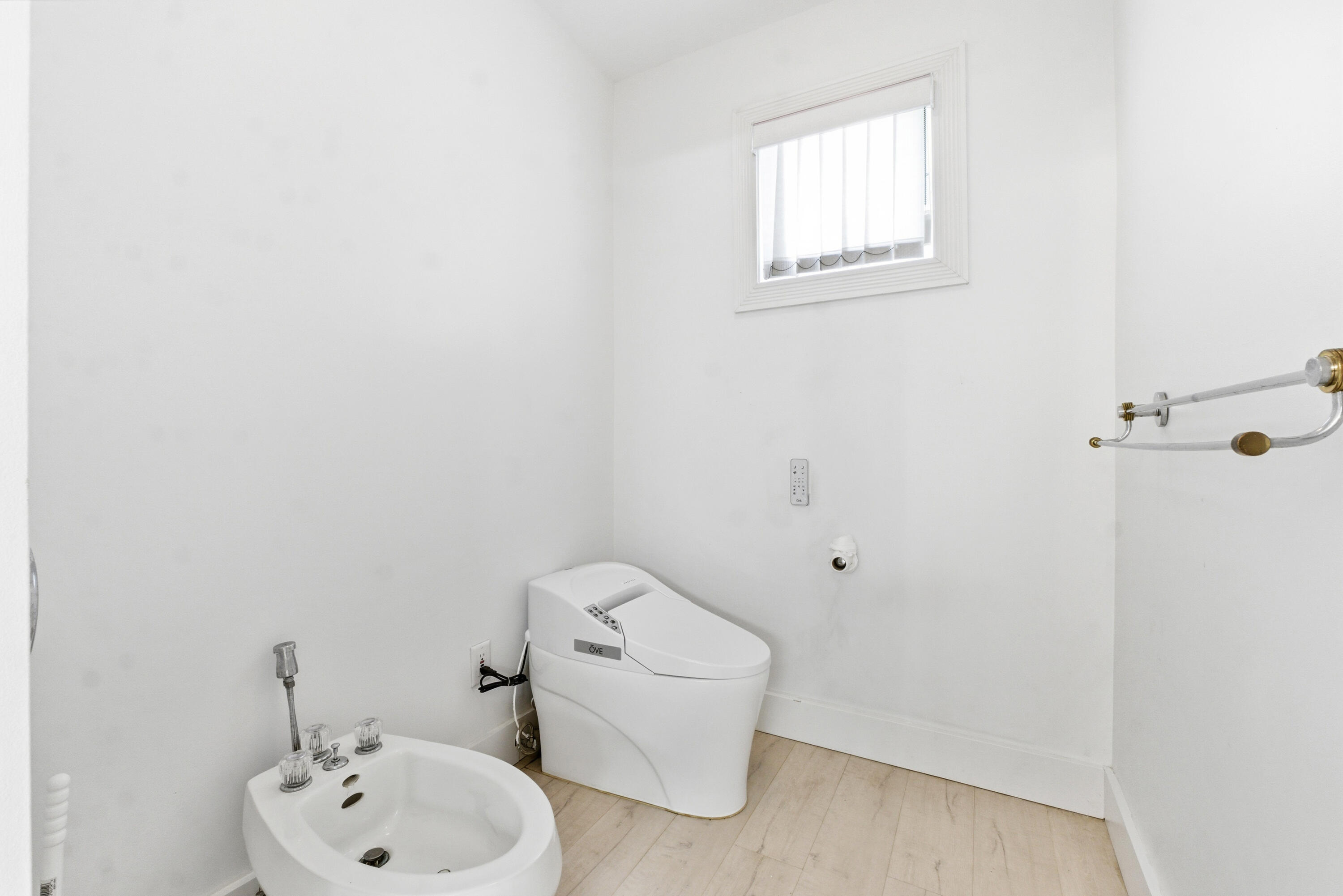 5900 Bayview Fort Lauderdale, FL 33308