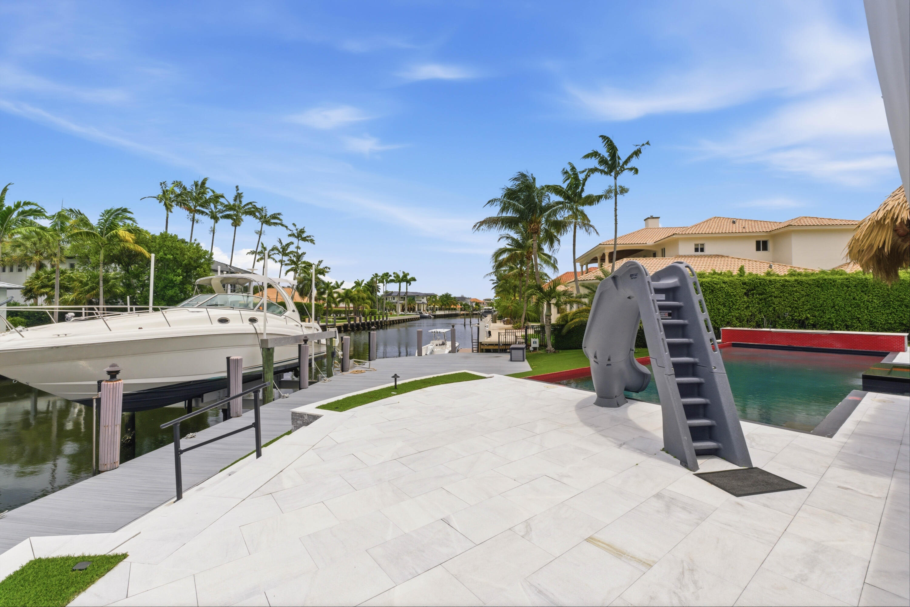 5900 Bayview Fort Lauderdale, FL 33308