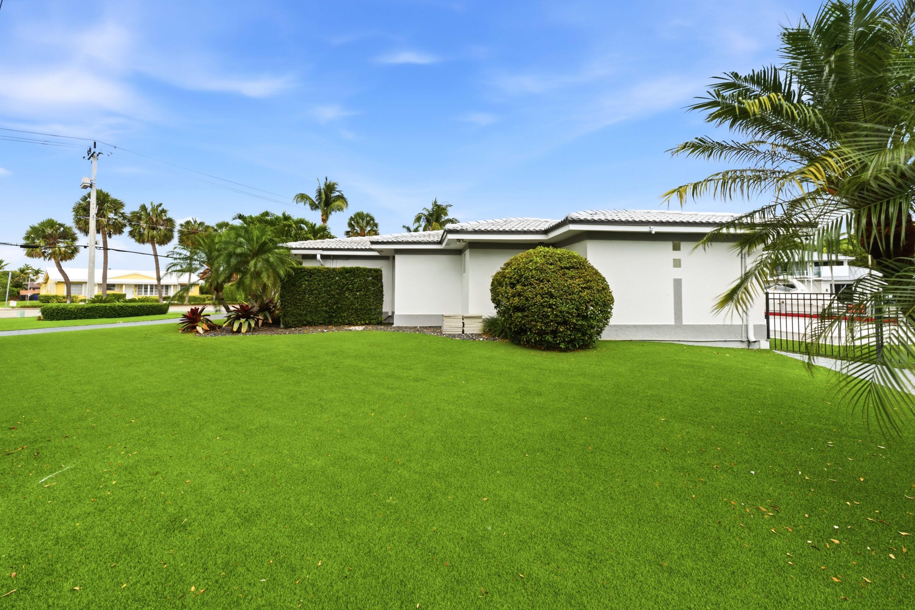 5900 Bayview Fort Lauderdale, FL 33308