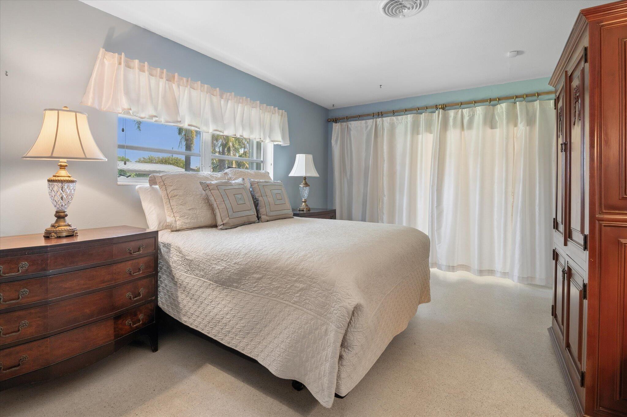 611 SE 11th Pompano Beach, FL 33060