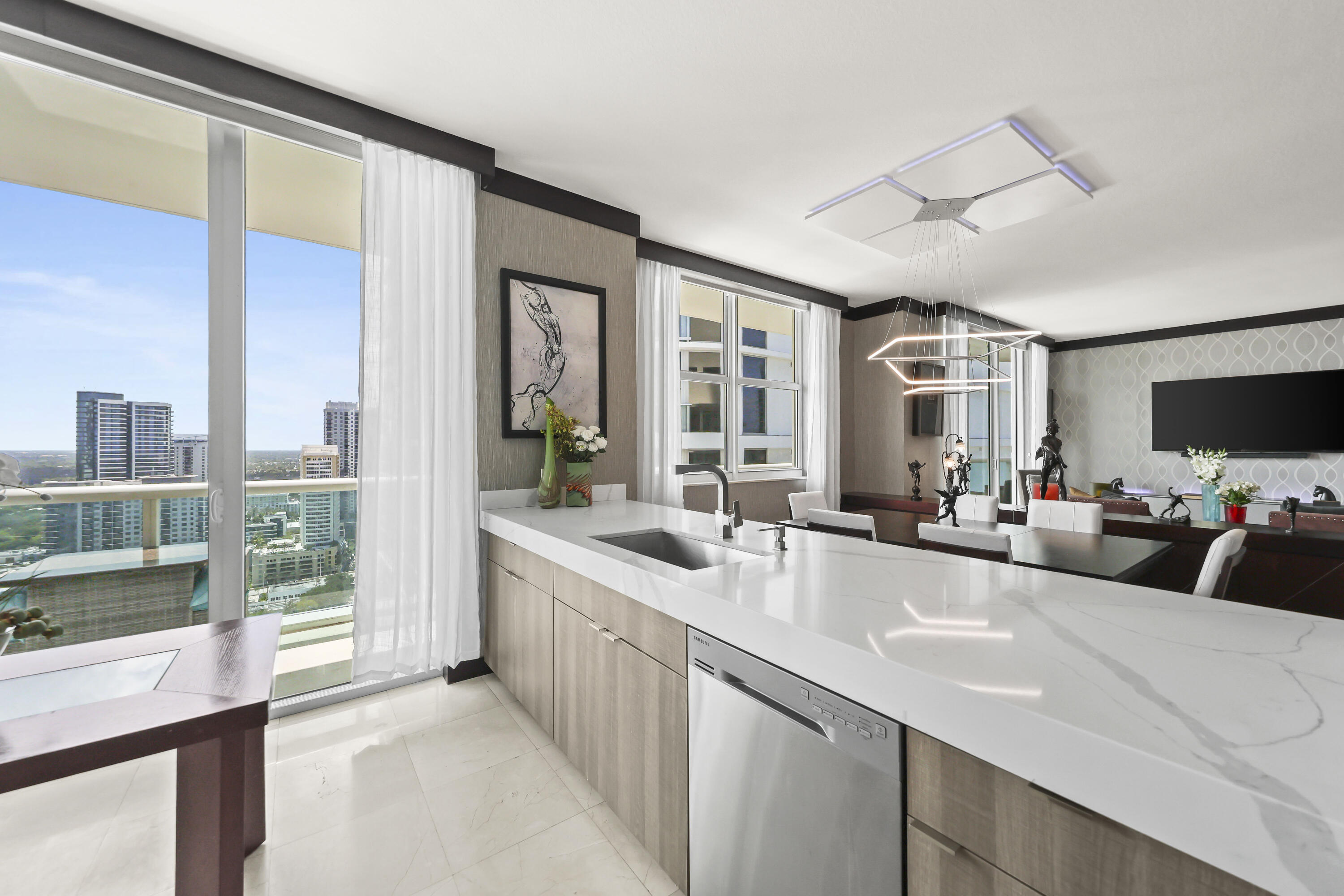 347 N New Riv #Ph 4 Fort Lauderdale, FL 33301