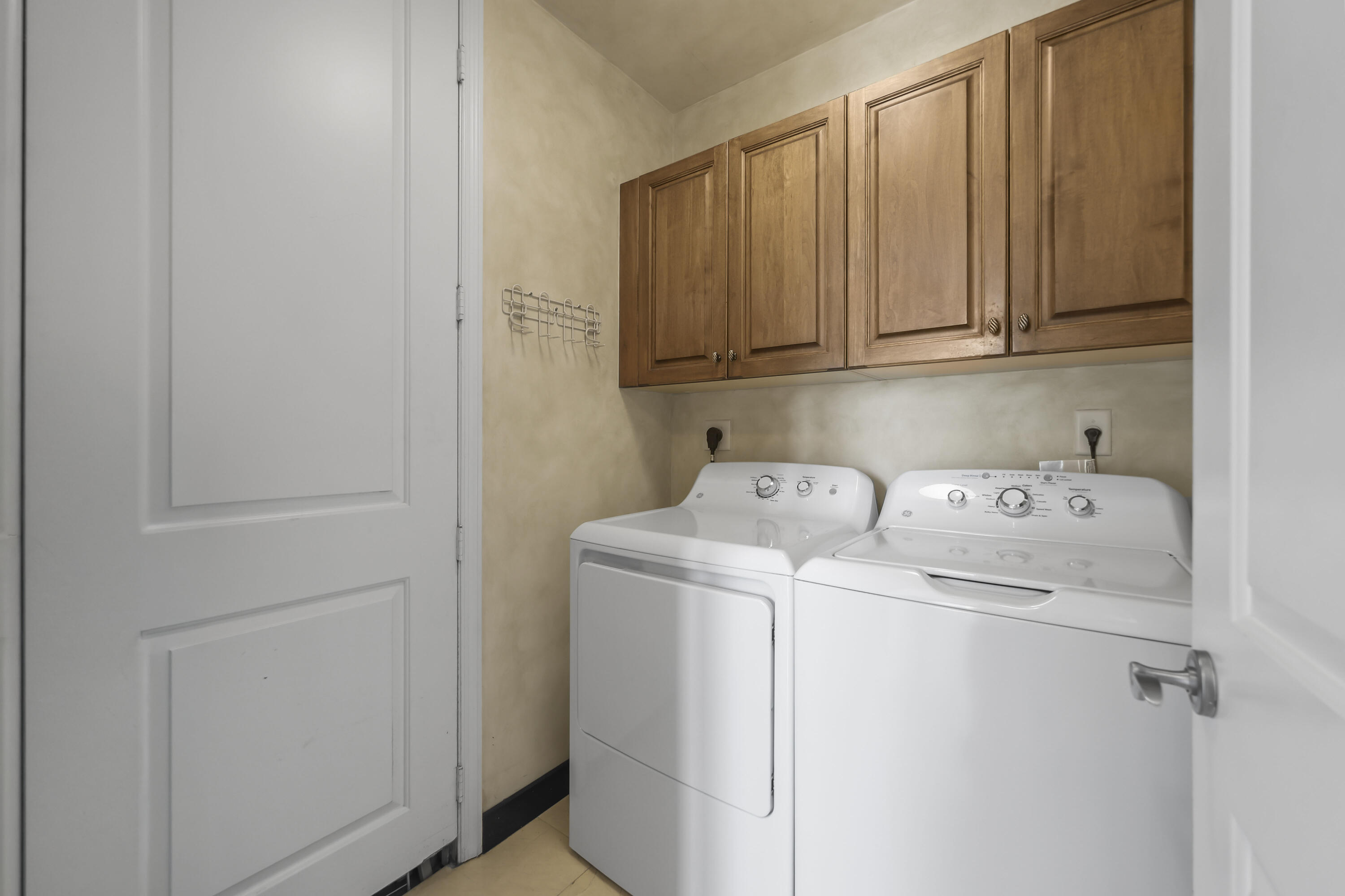 347 N New Riv #Ph 4 Fort Lauderdale, FL 33301