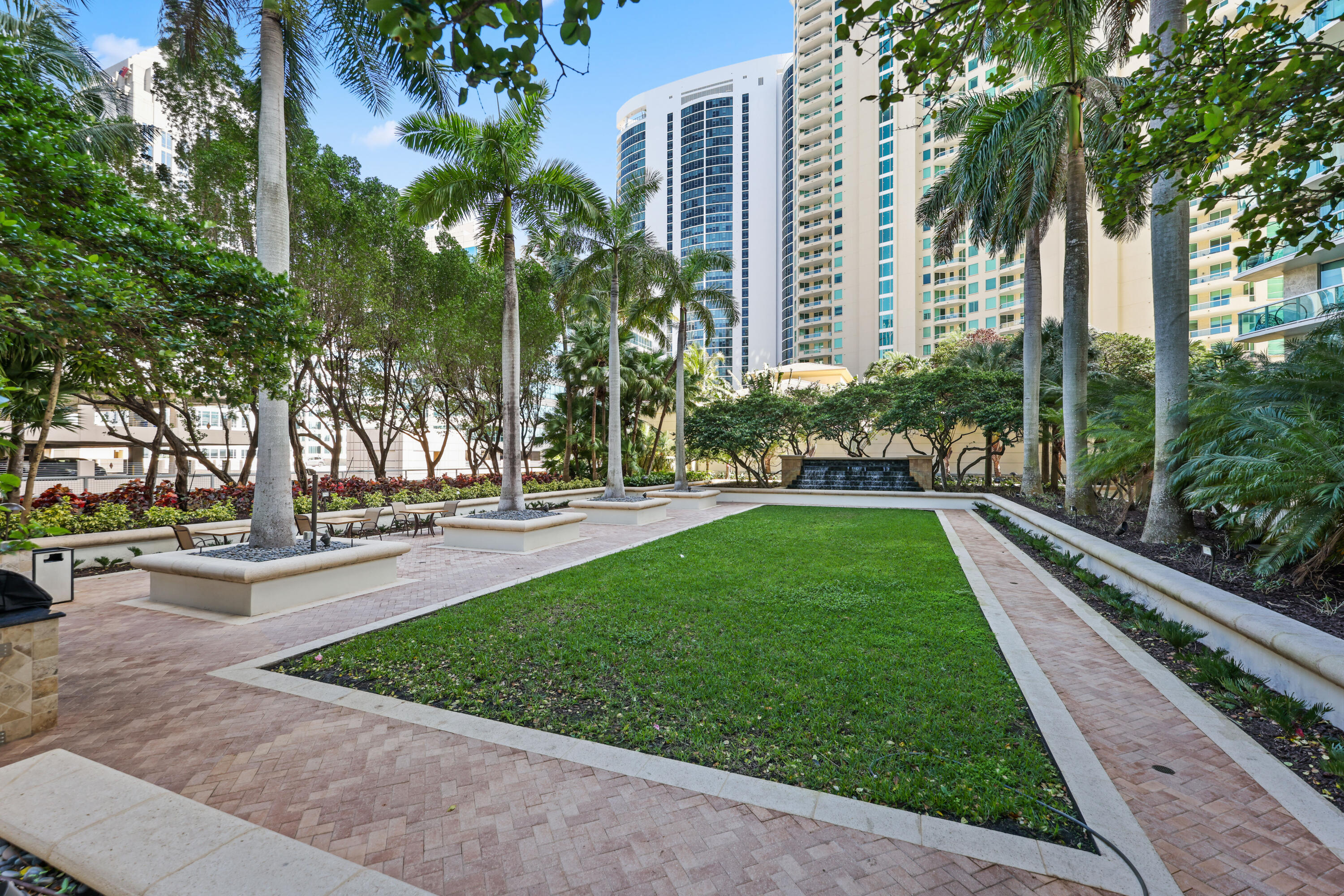 347 N New Riv #Ph 4 Fort Lauderdale, FL 33301