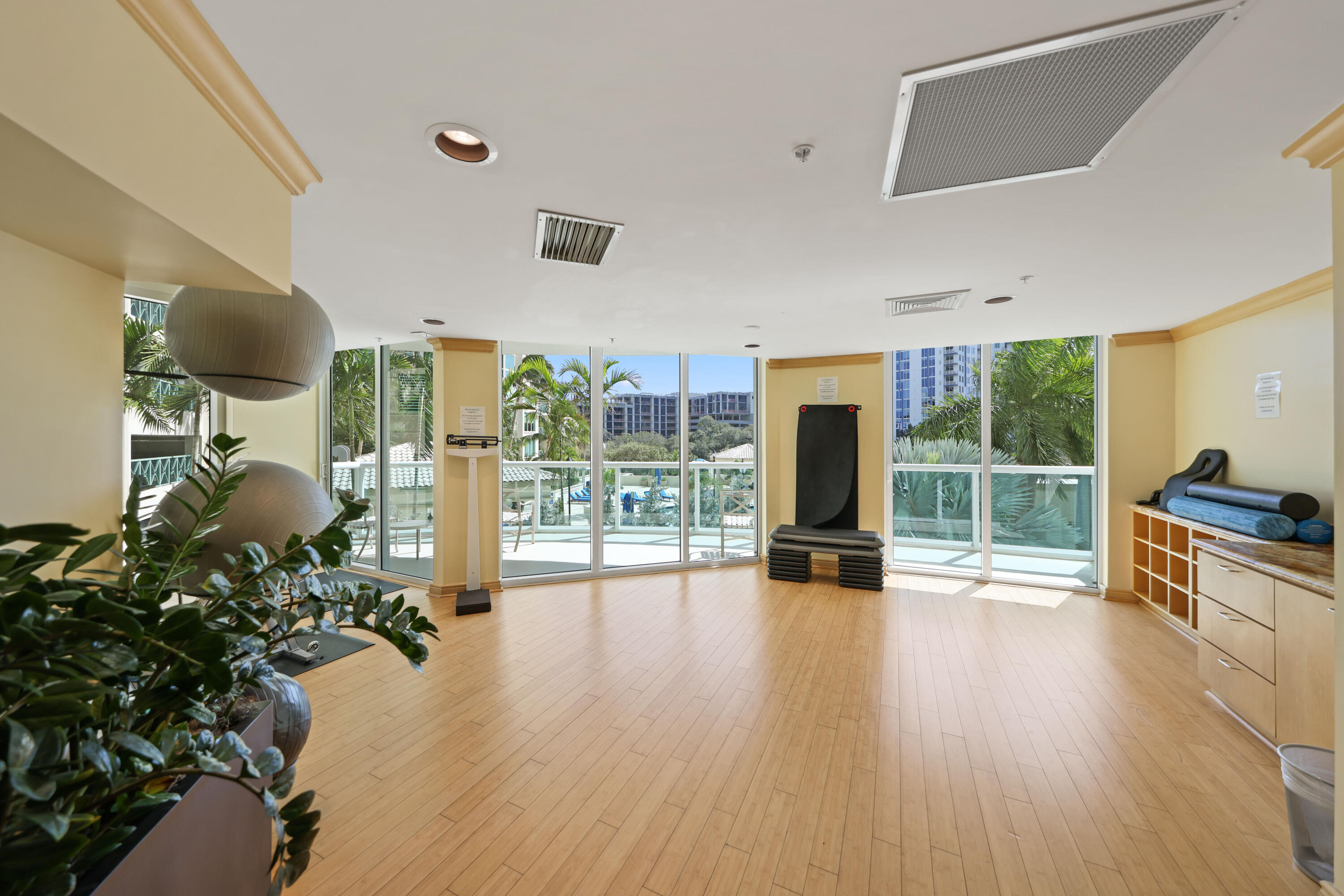 347 N New Riv #Ph 4 Fort Lauderdale, FL 33301