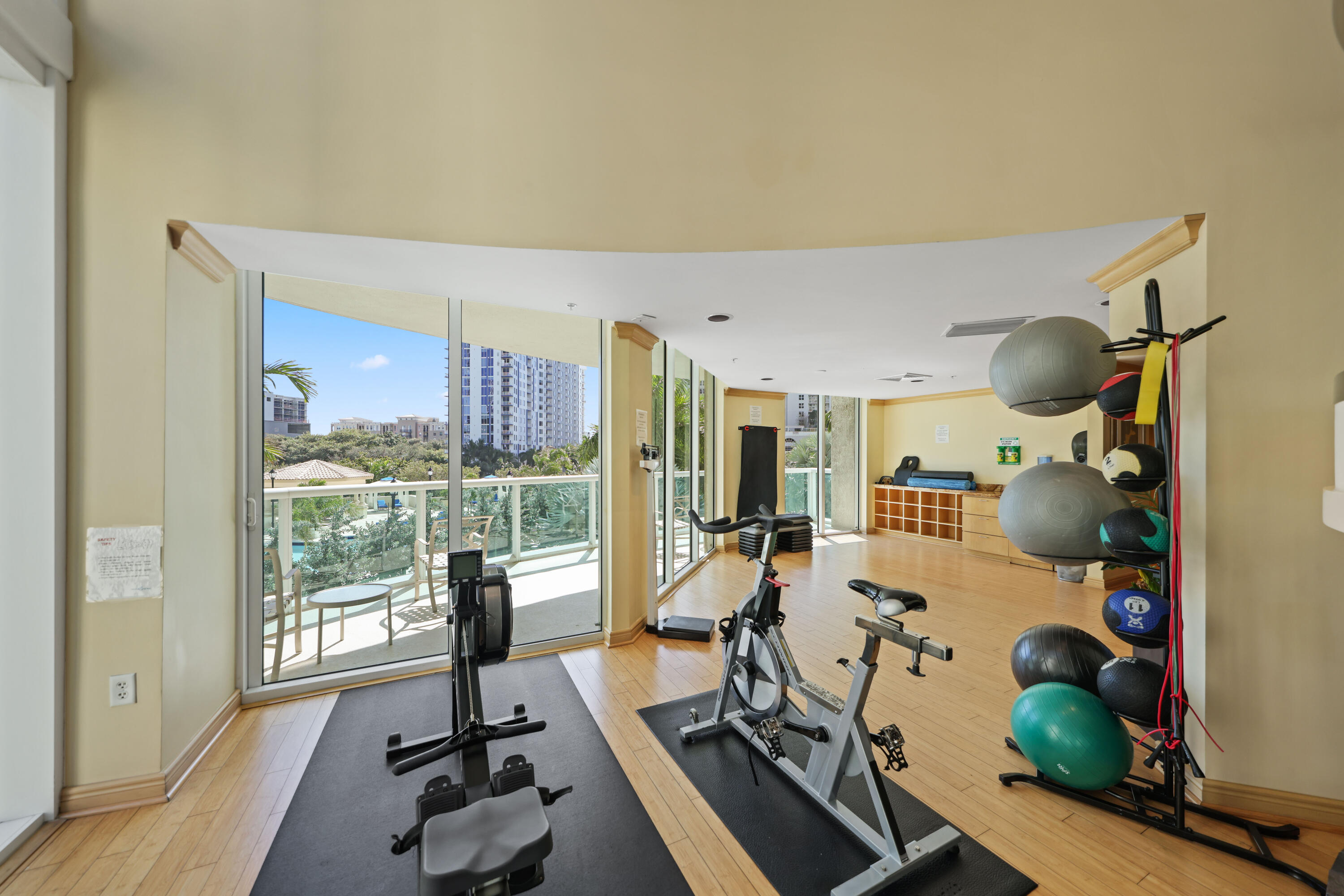 347 N New Riv #Ph 4 Fort Lauderdale, FL 33301