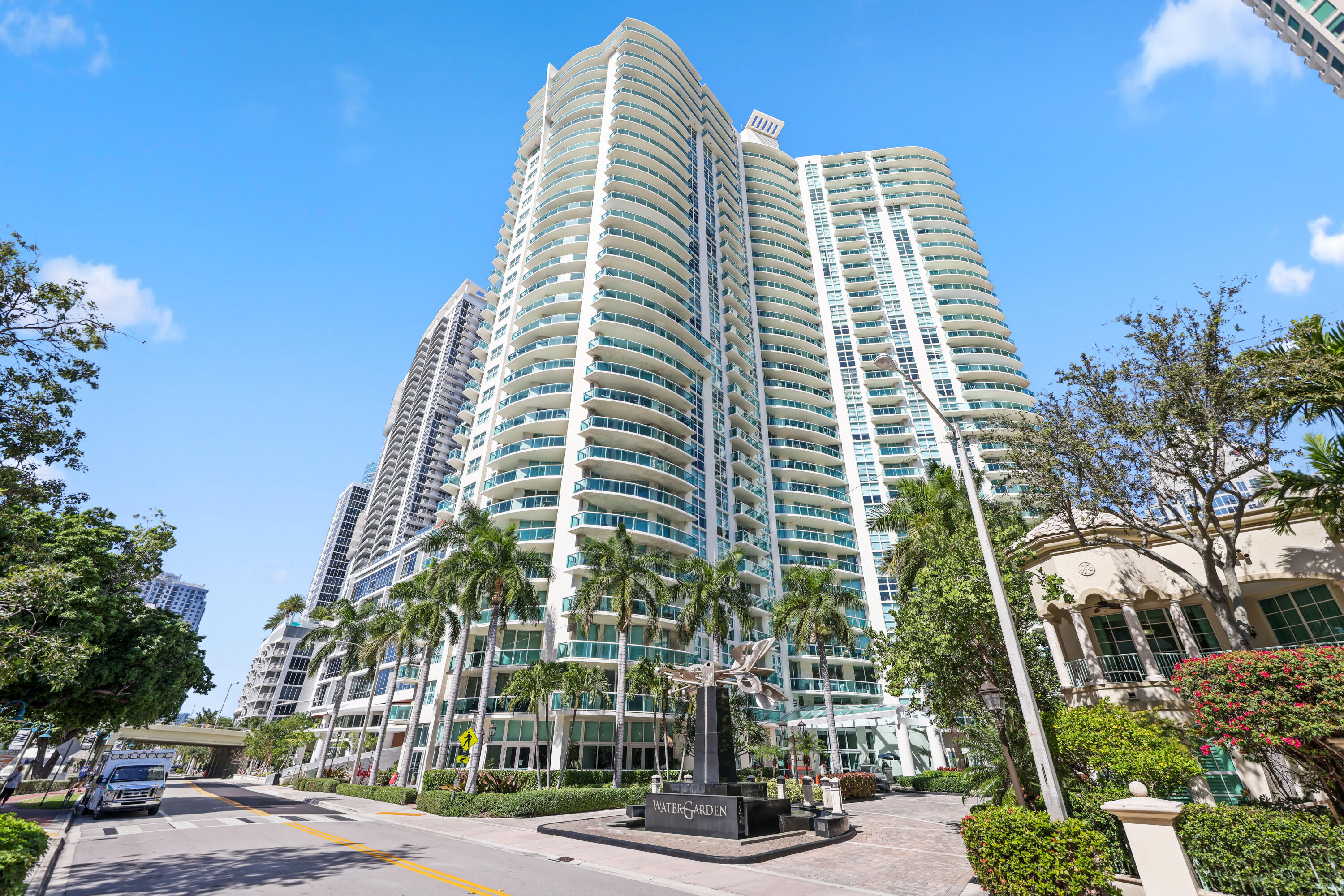 347 N New Riv #Ph 4 Fort Lauderdale, FL 33301