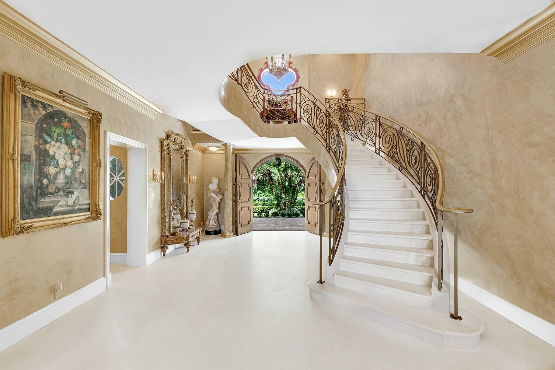 477 S Bch Rd Jupiter Island, FL 33455