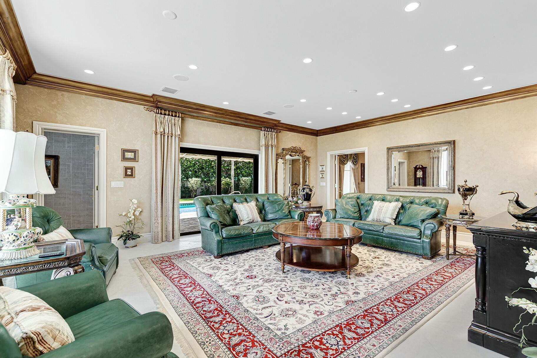 477 S Bch Rd Jupiter Island, FL 33455